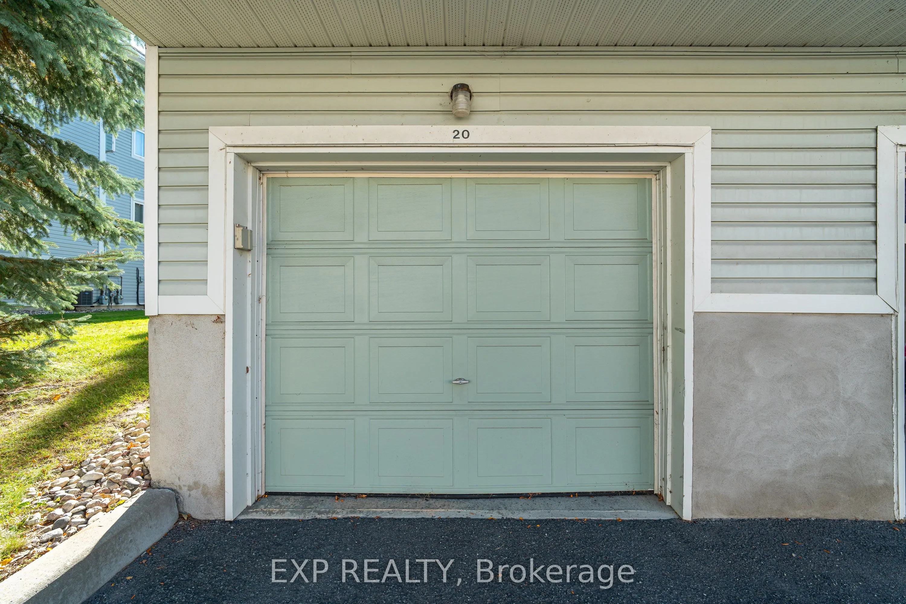 20 Edenvale Drive, #5