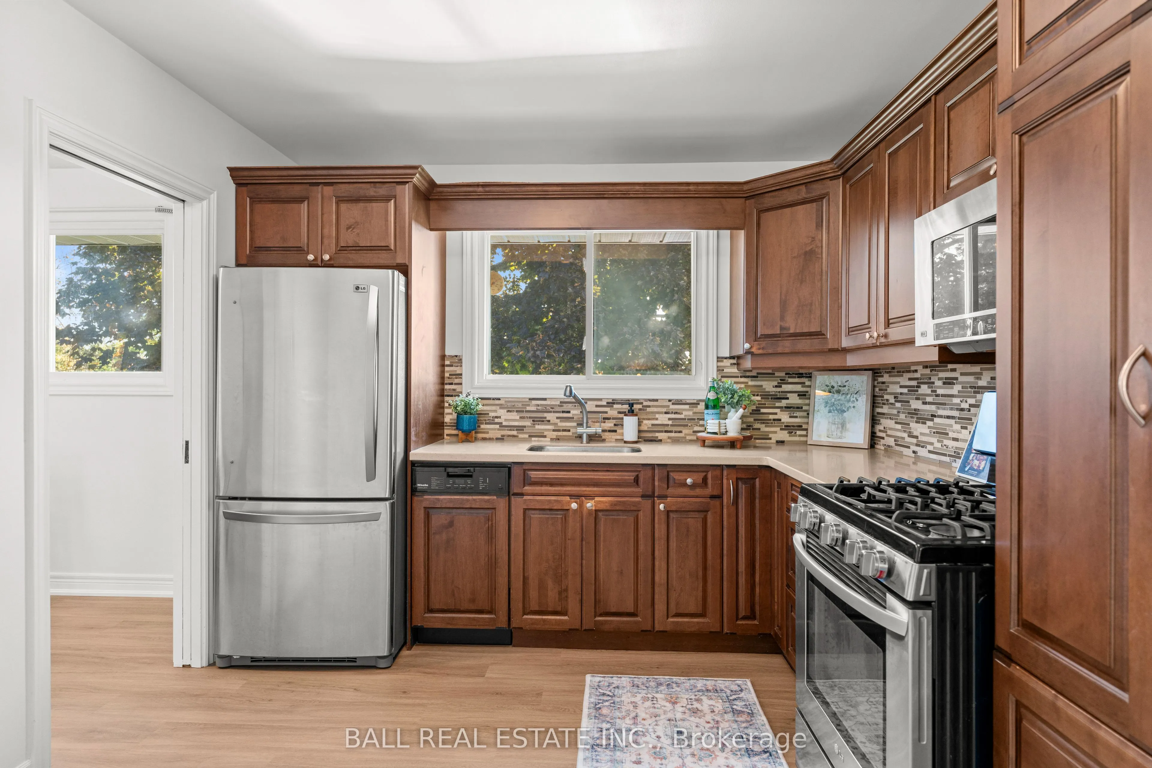 1193 Edmison Drive