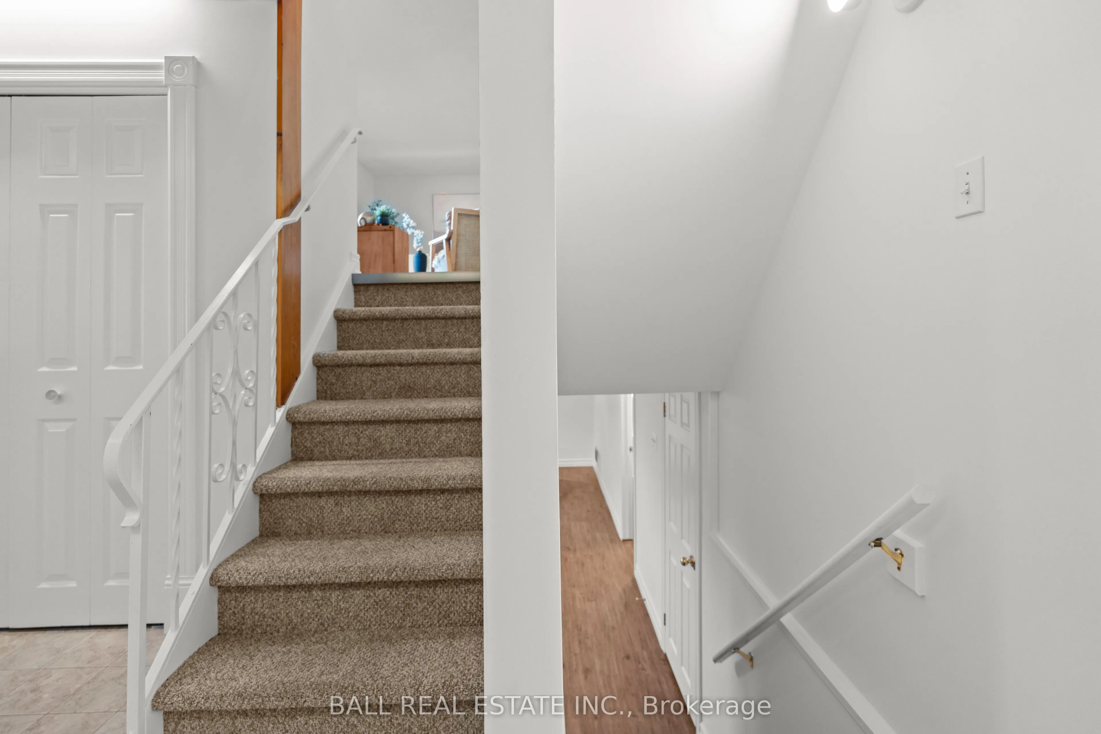 1193 Edmison Drive
