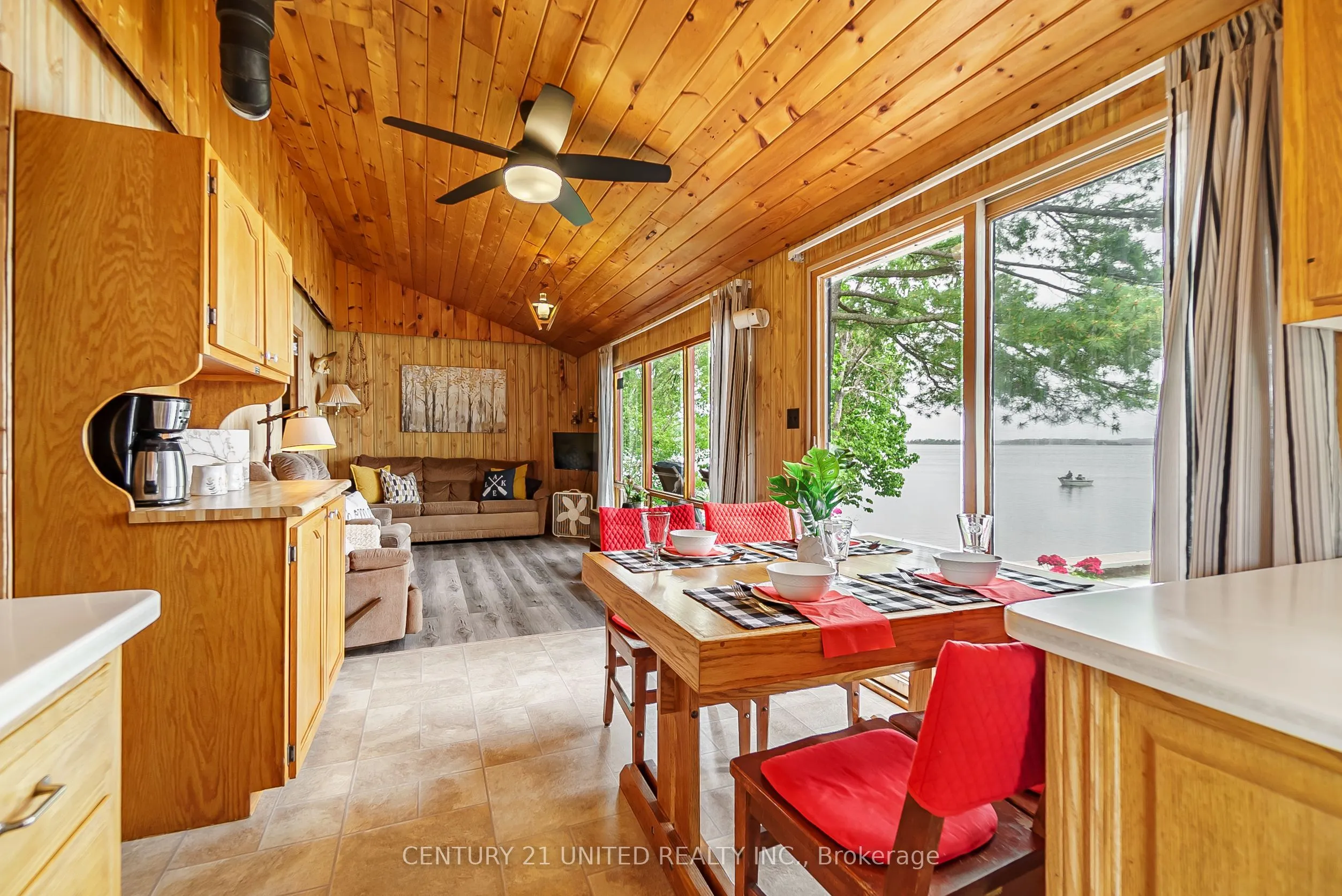 37 Lakeshore Road