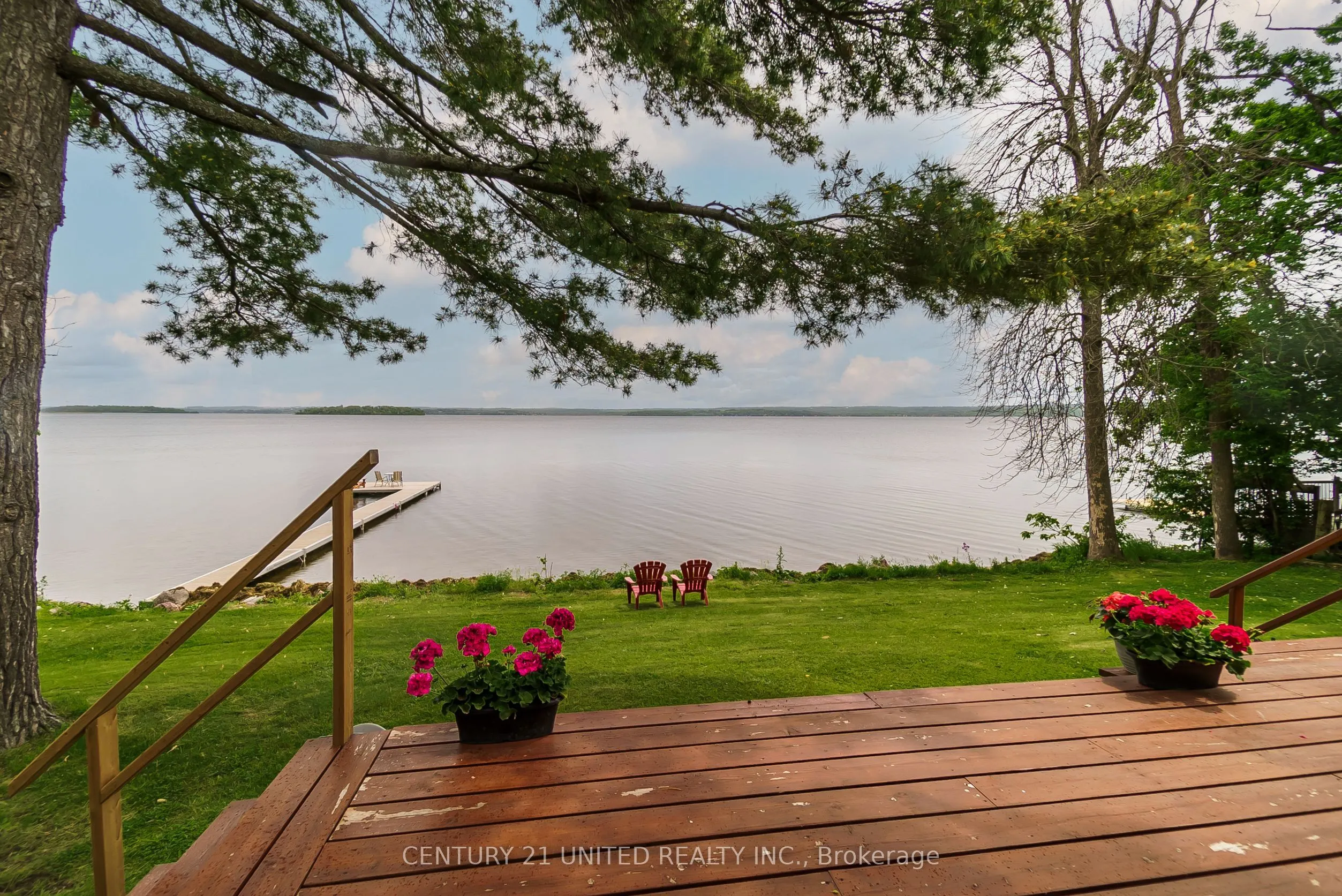 37 Lakeshore Road