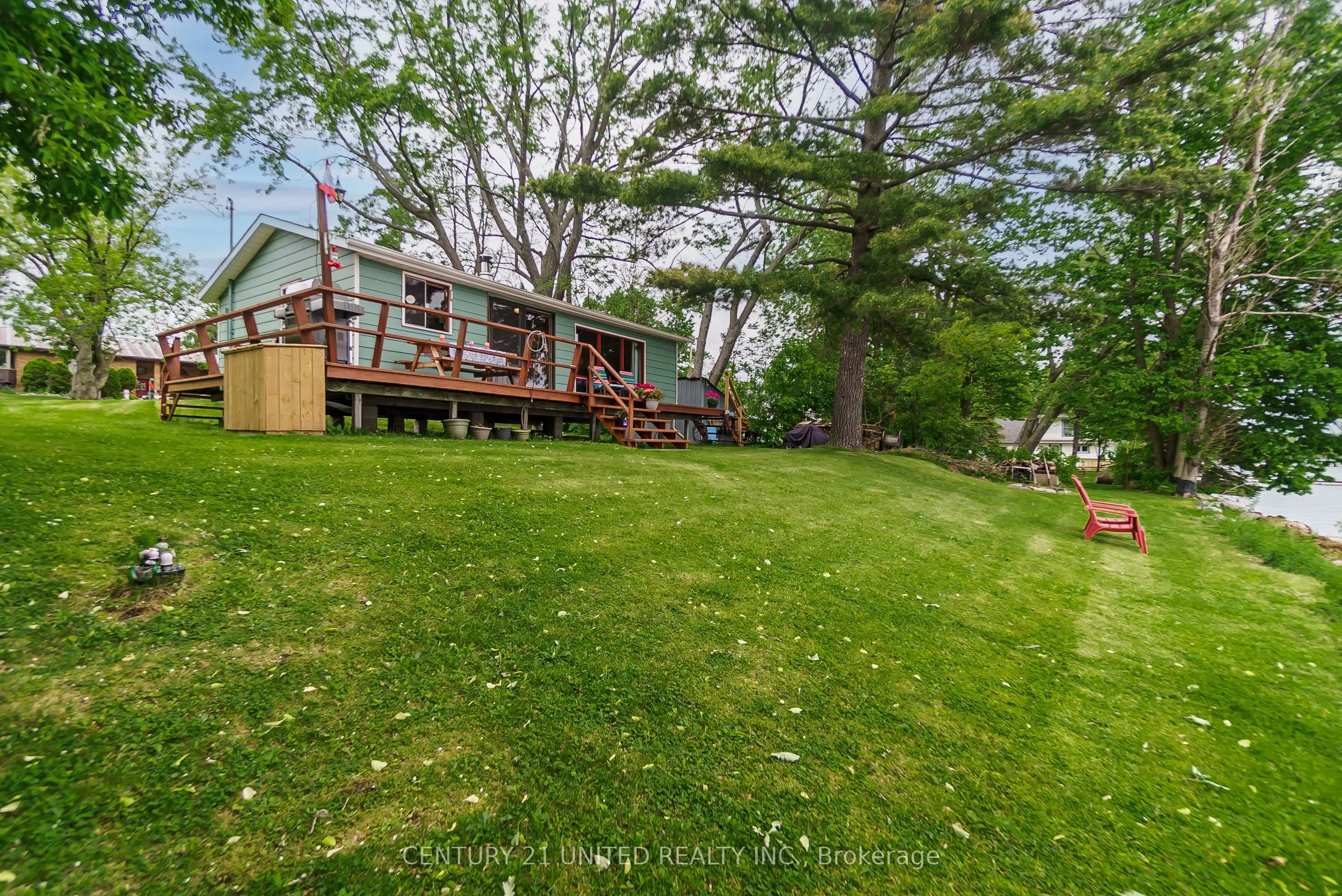 37 Lakeshore Road