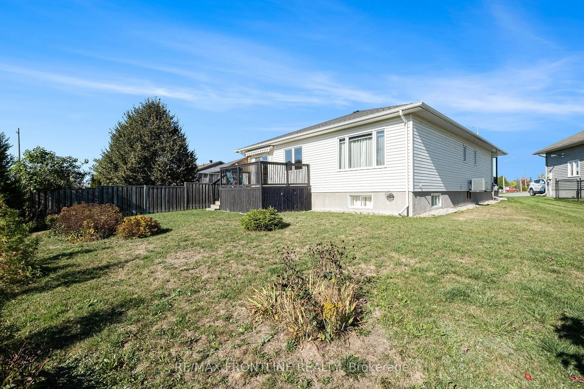 53 Lee Avenue