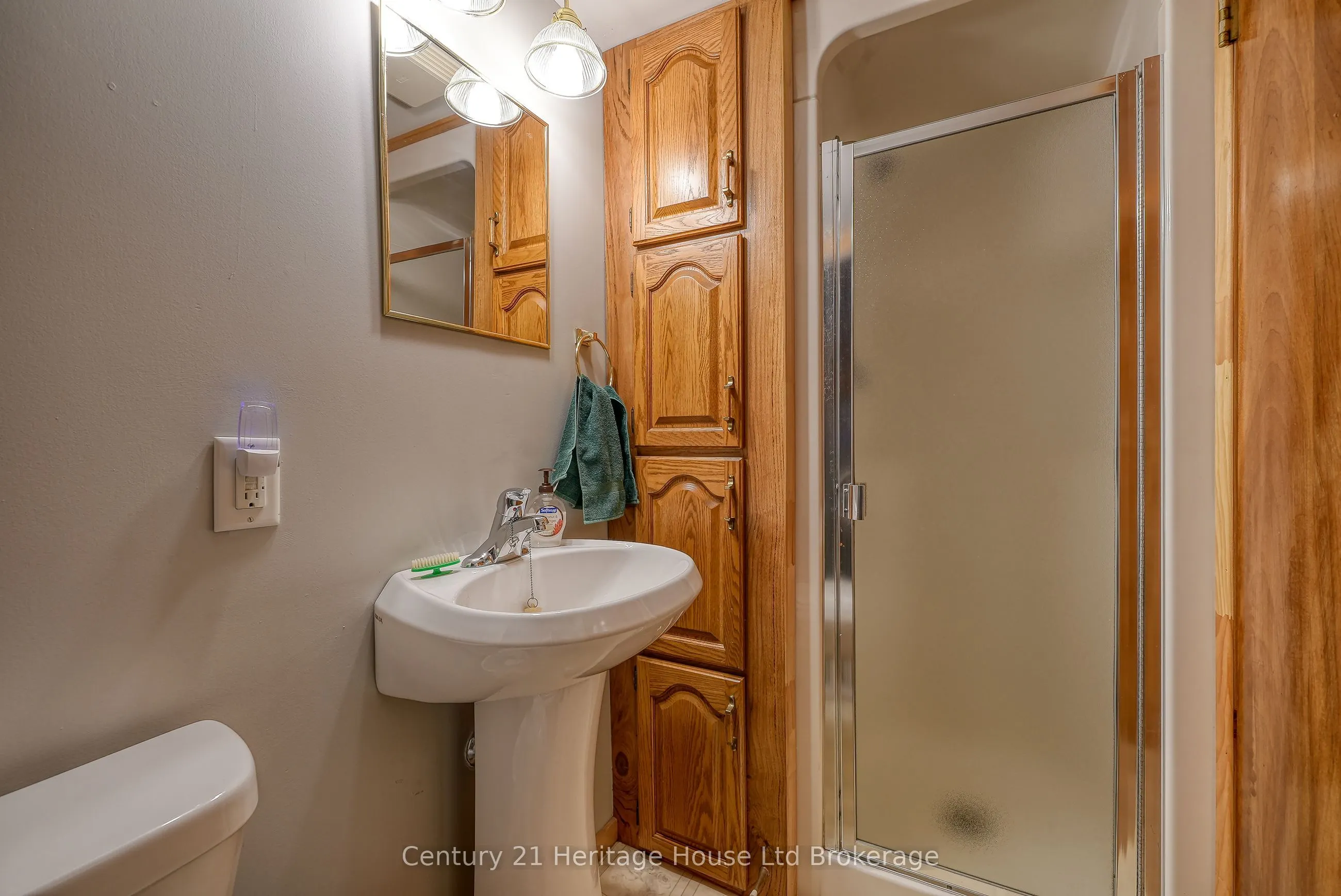 1061 Elora Road