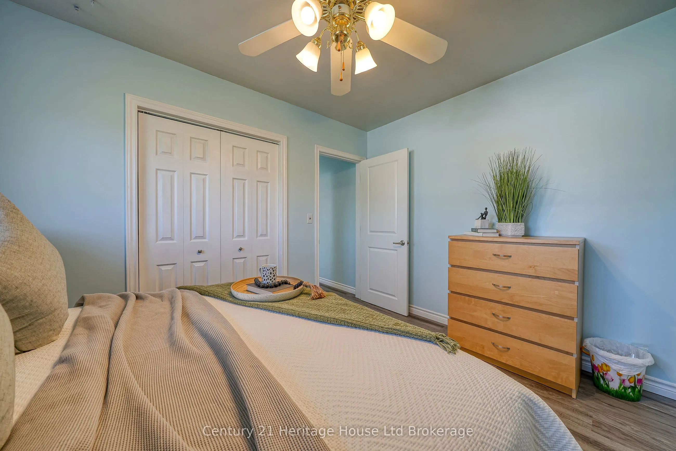 1061 Elora Road