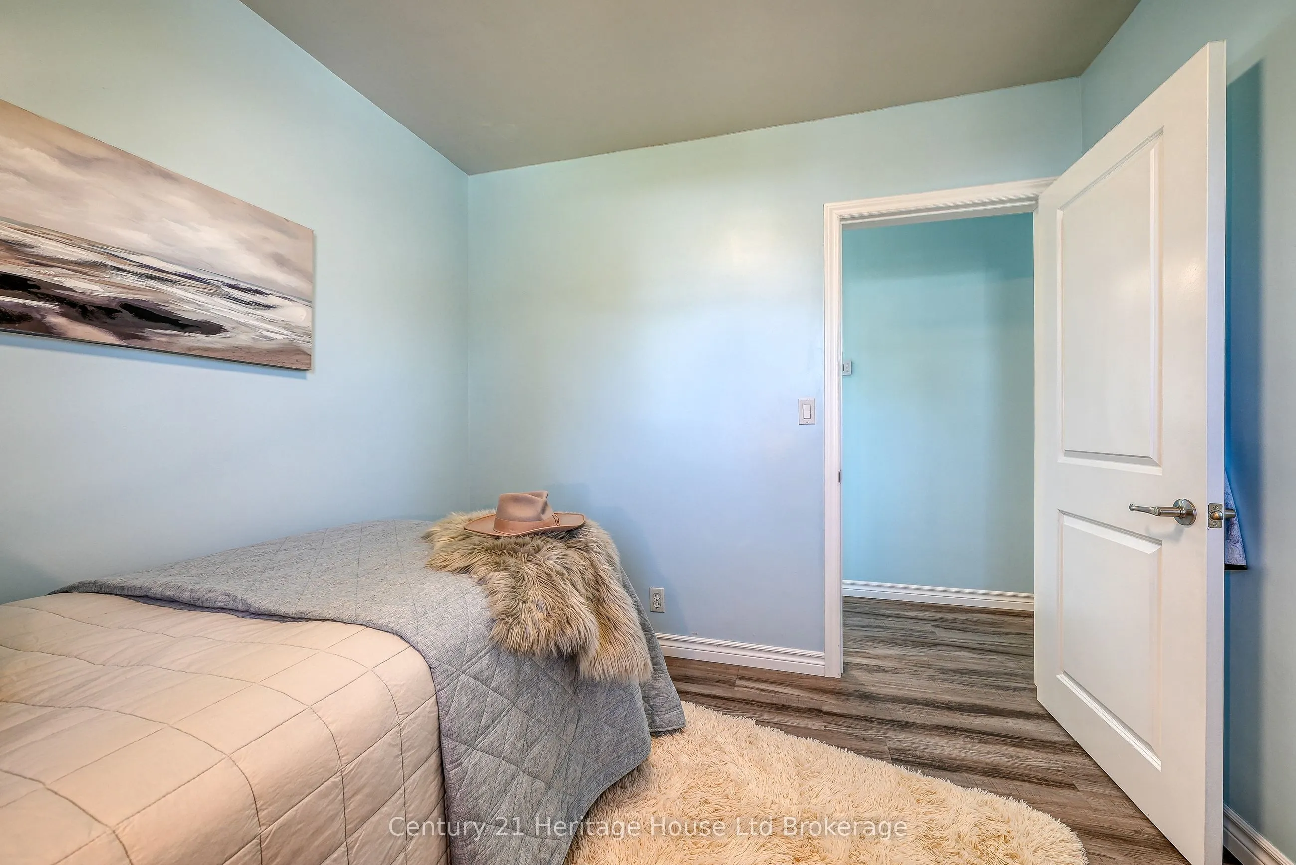 1061 Elora Road