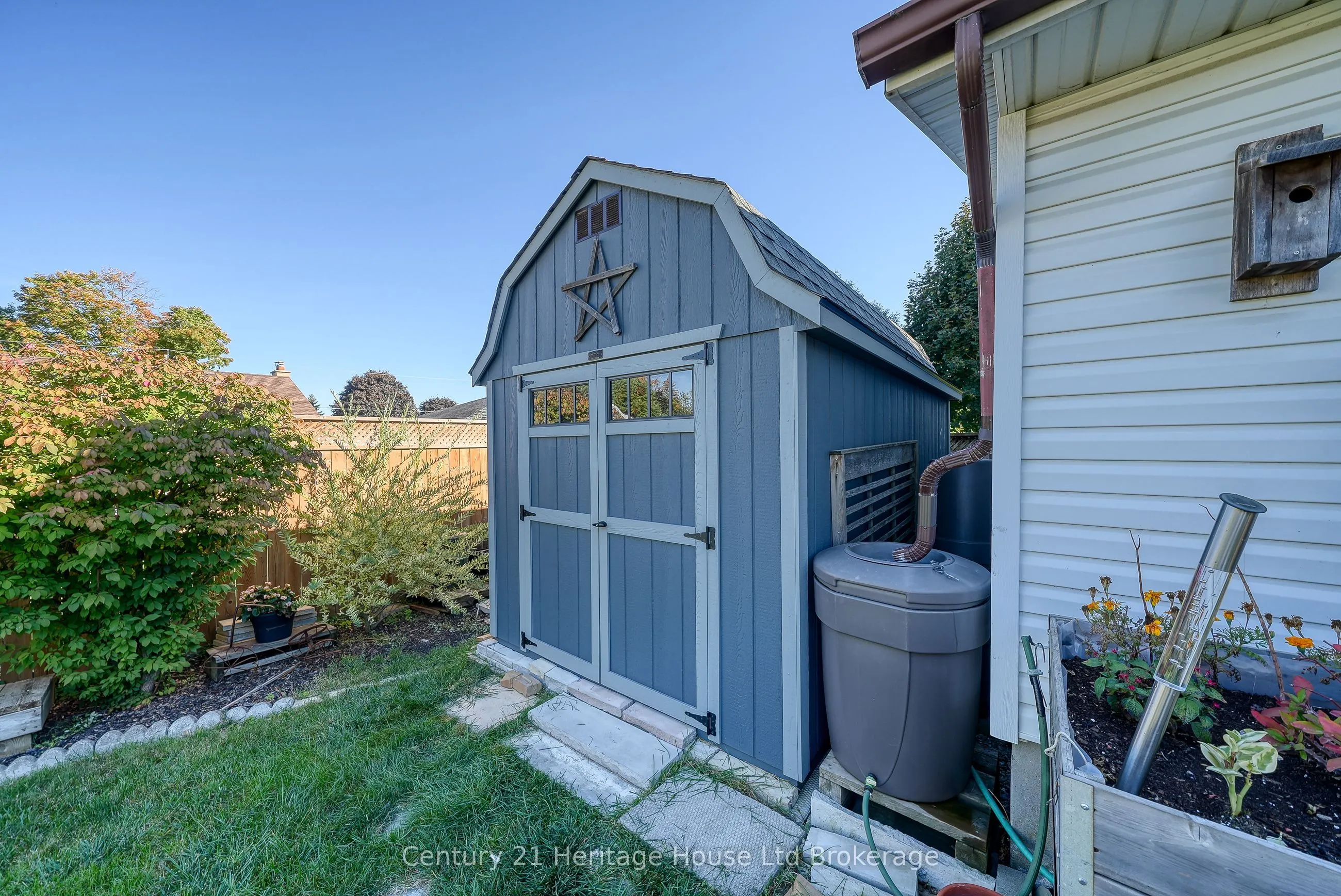 1061 Elora Road