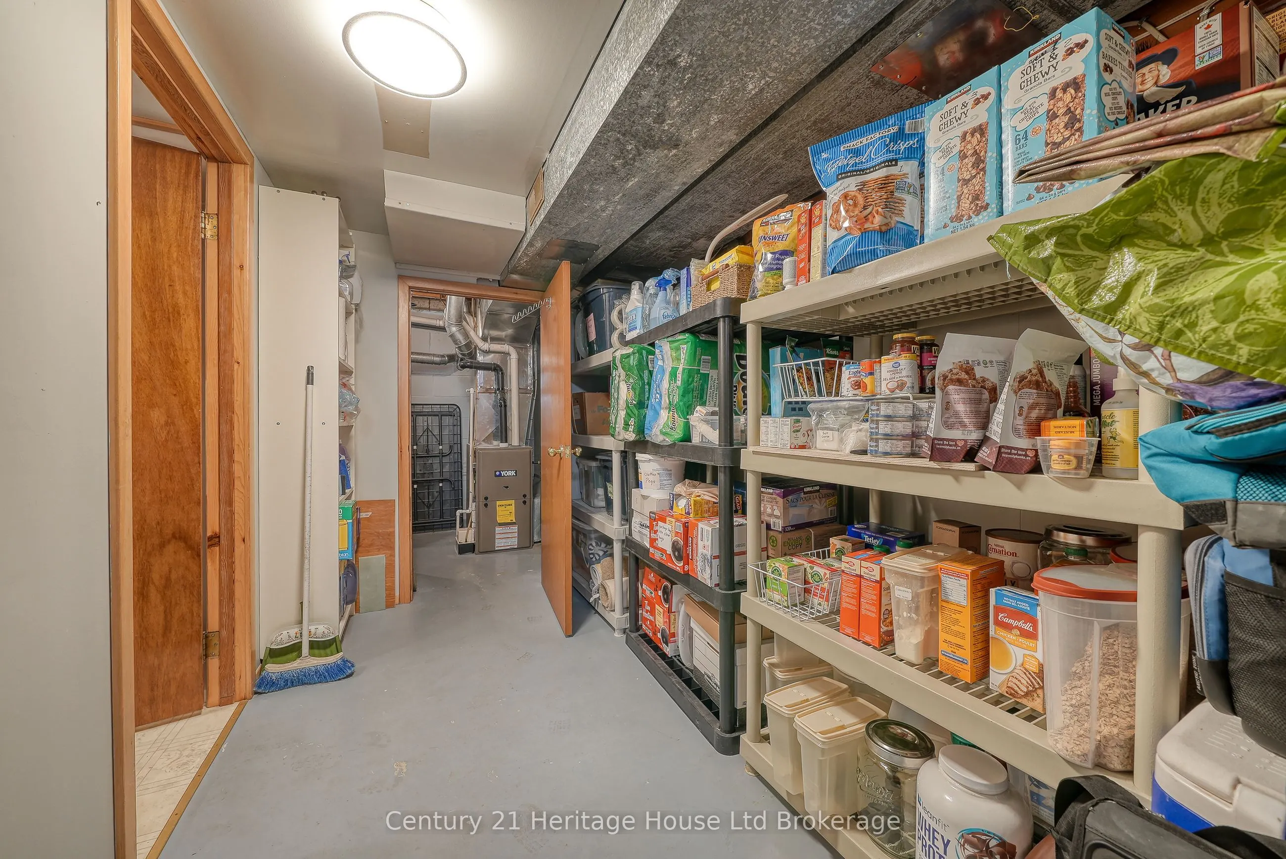 1061 Elora Road