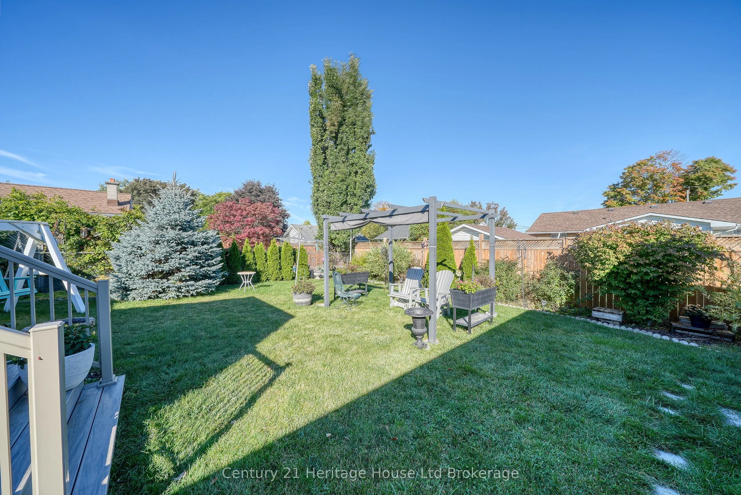 1061 Elora Road