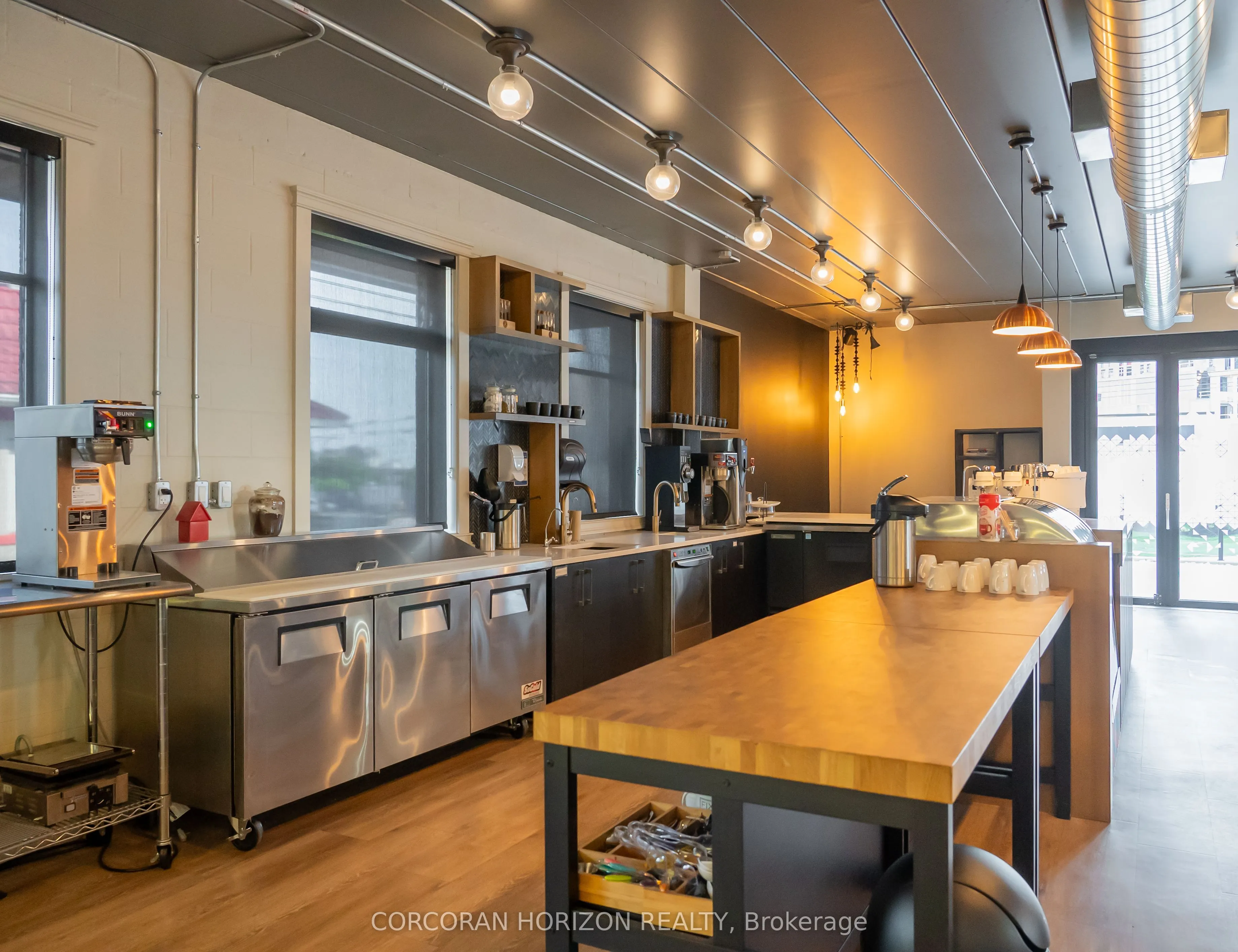 618 King Street W, #A