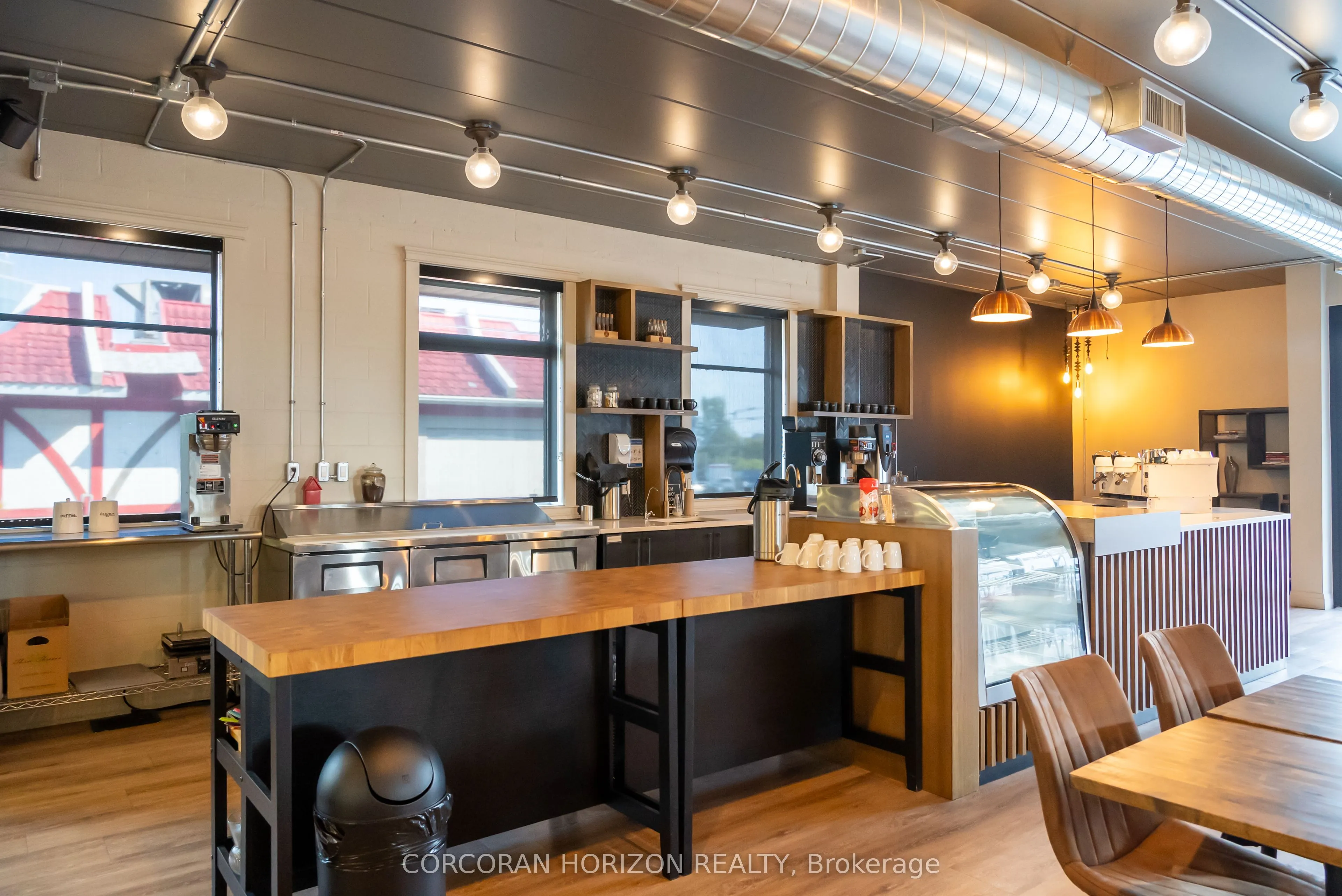 618 King Street W, #A