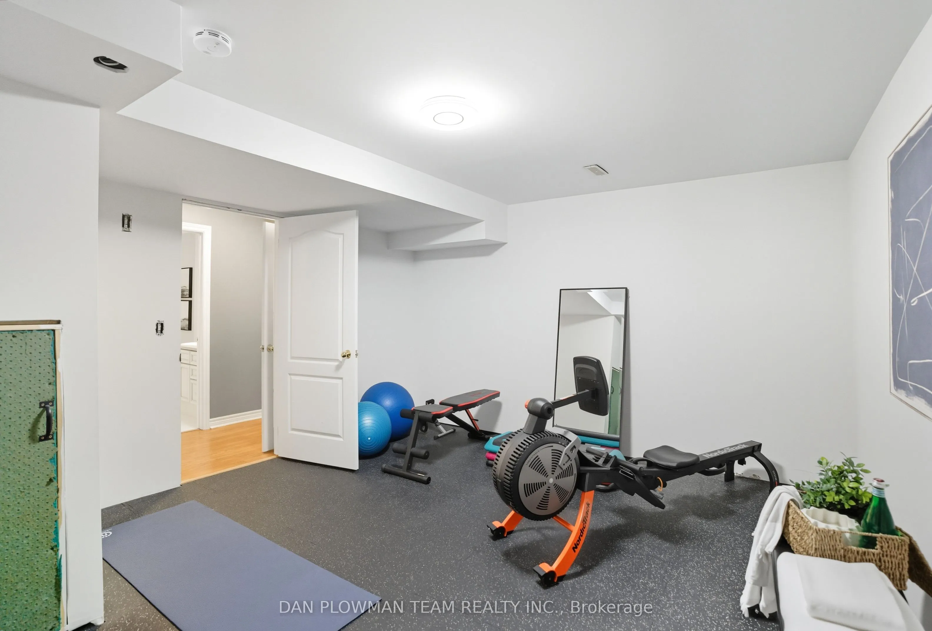 219 Ruttan Terrace