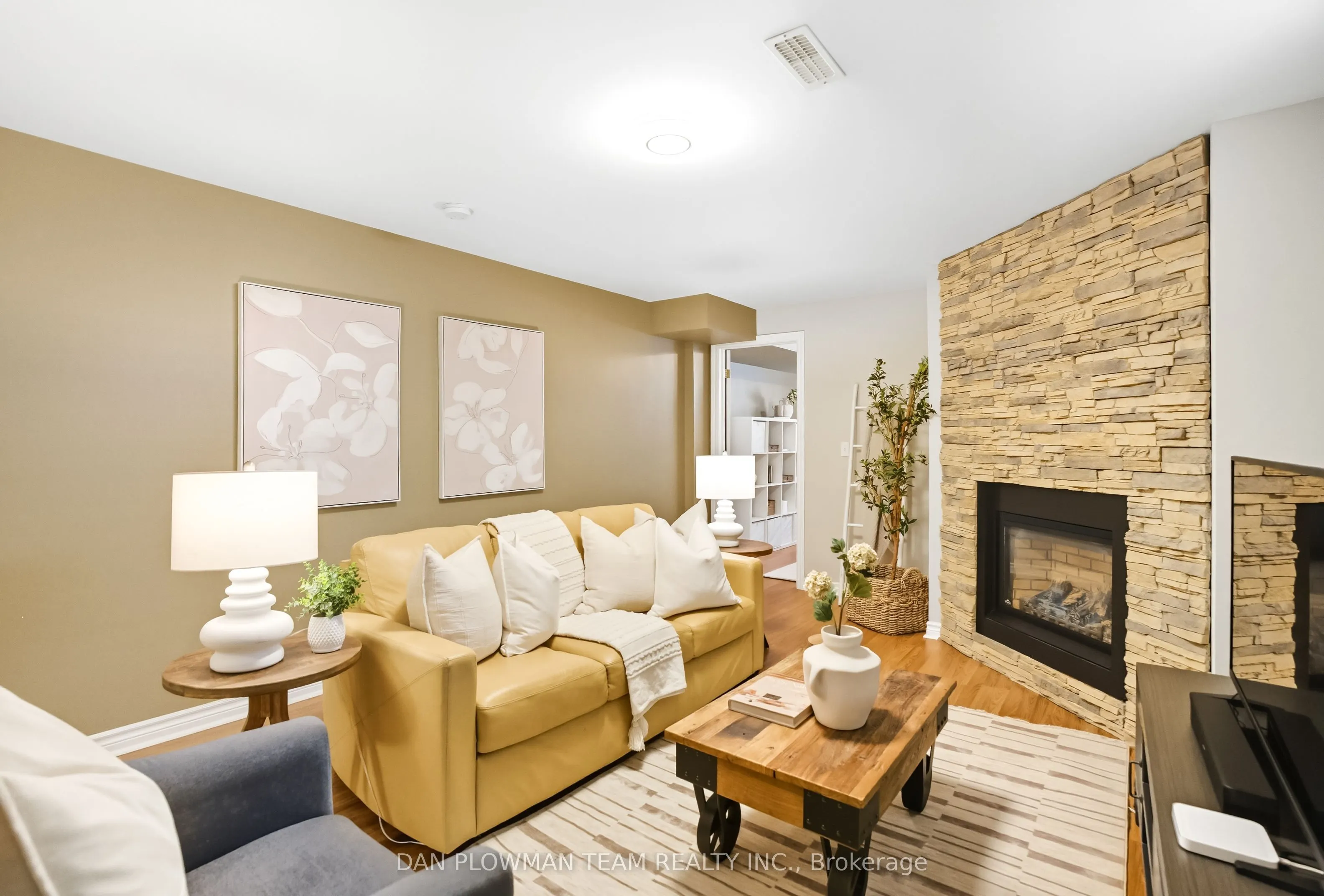 219 Ruttan Terrace