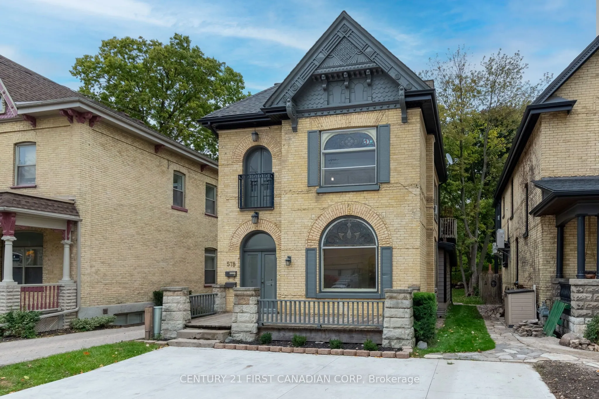 578 WATERLOO Street