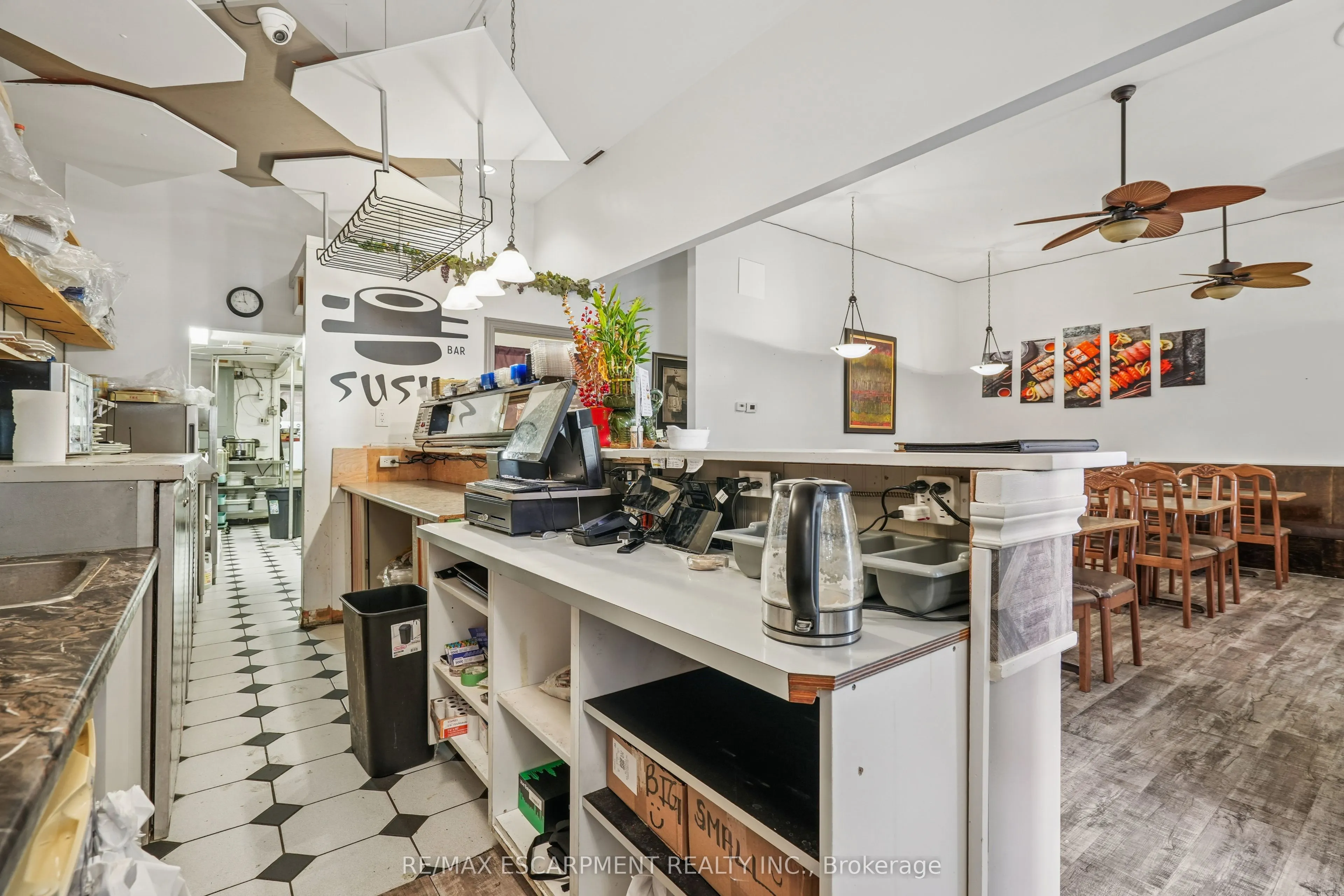 295 Alma Street, #2