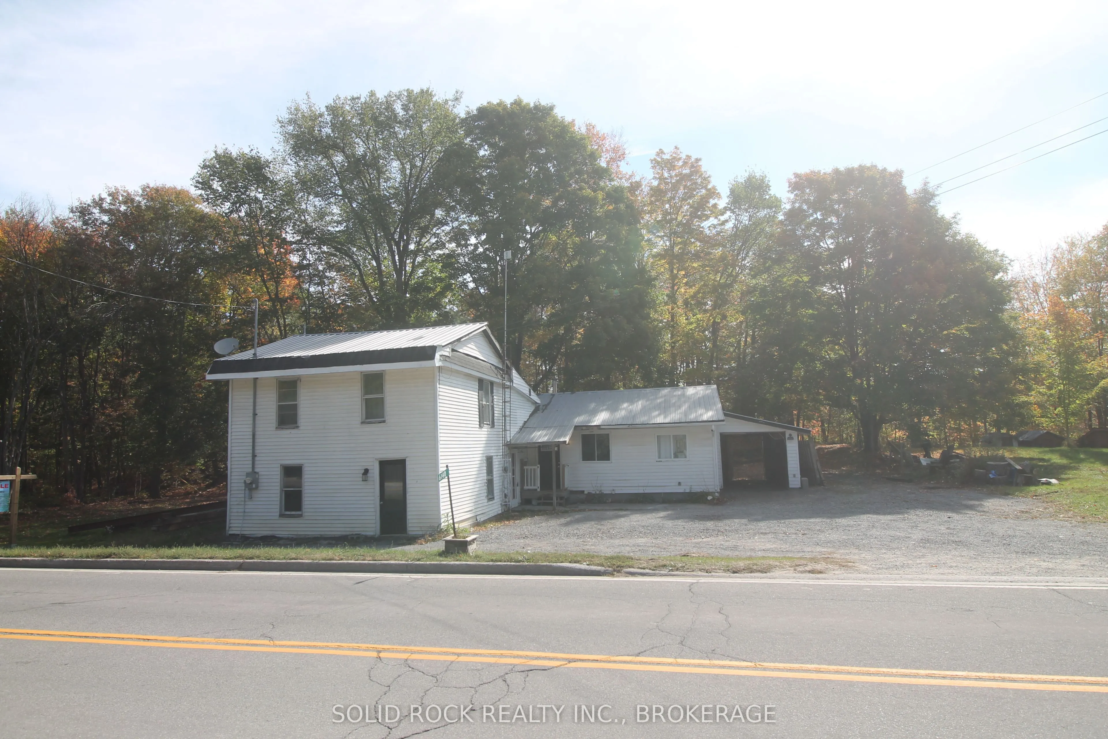 6140 Perth Road