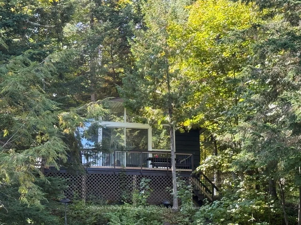 879 Relative Road