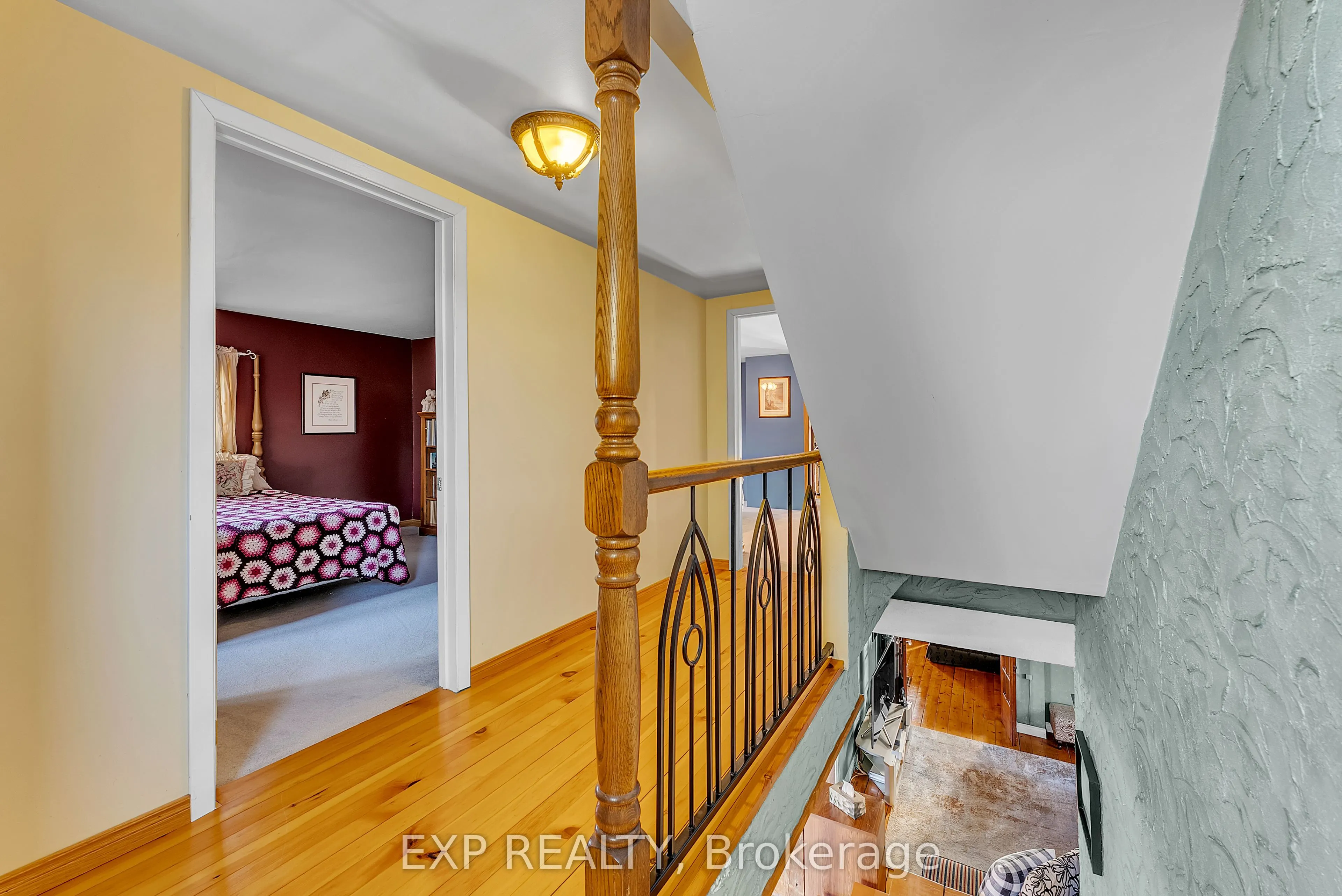18630 Loyalist Parkway