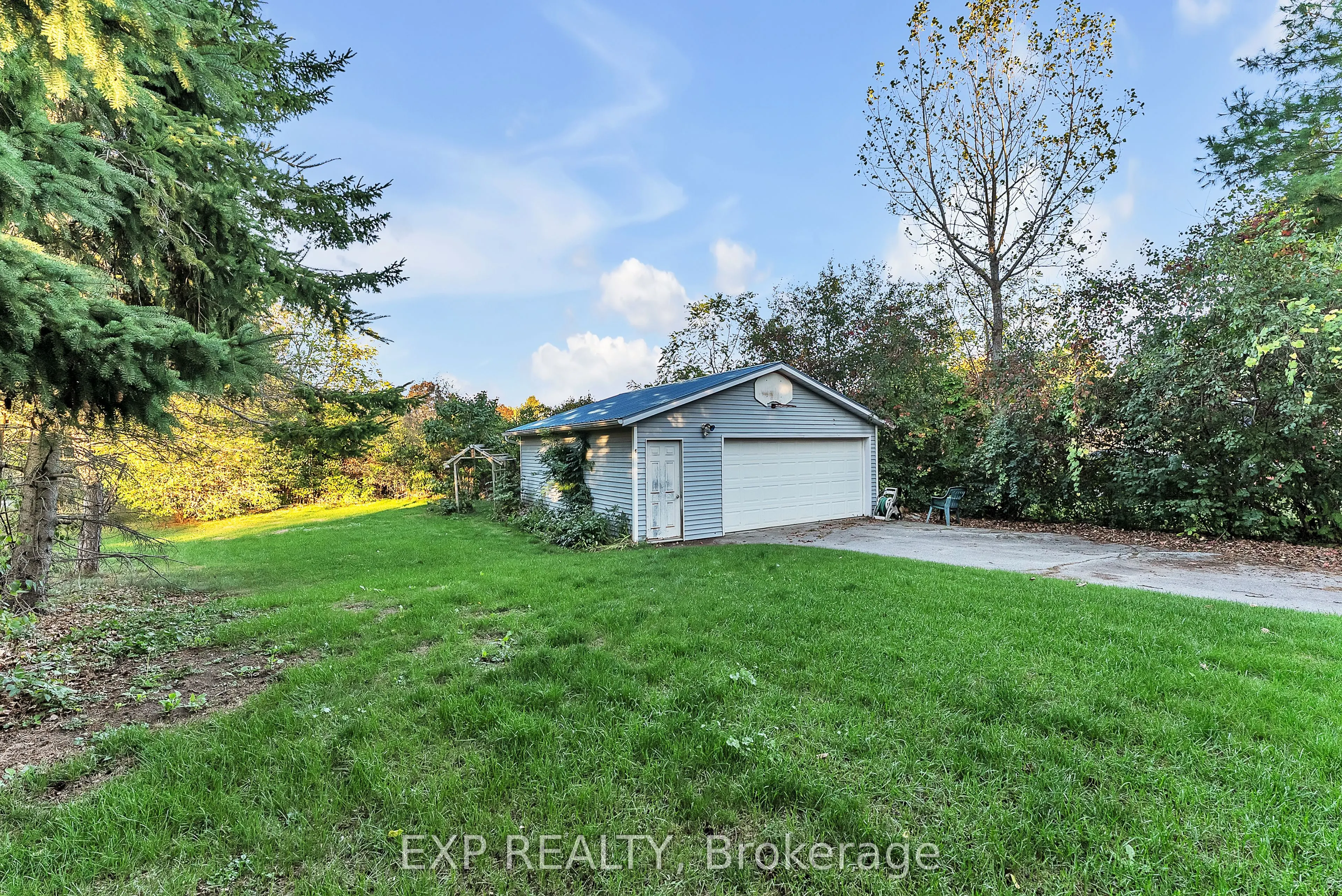 18630 Loyalist Parkway