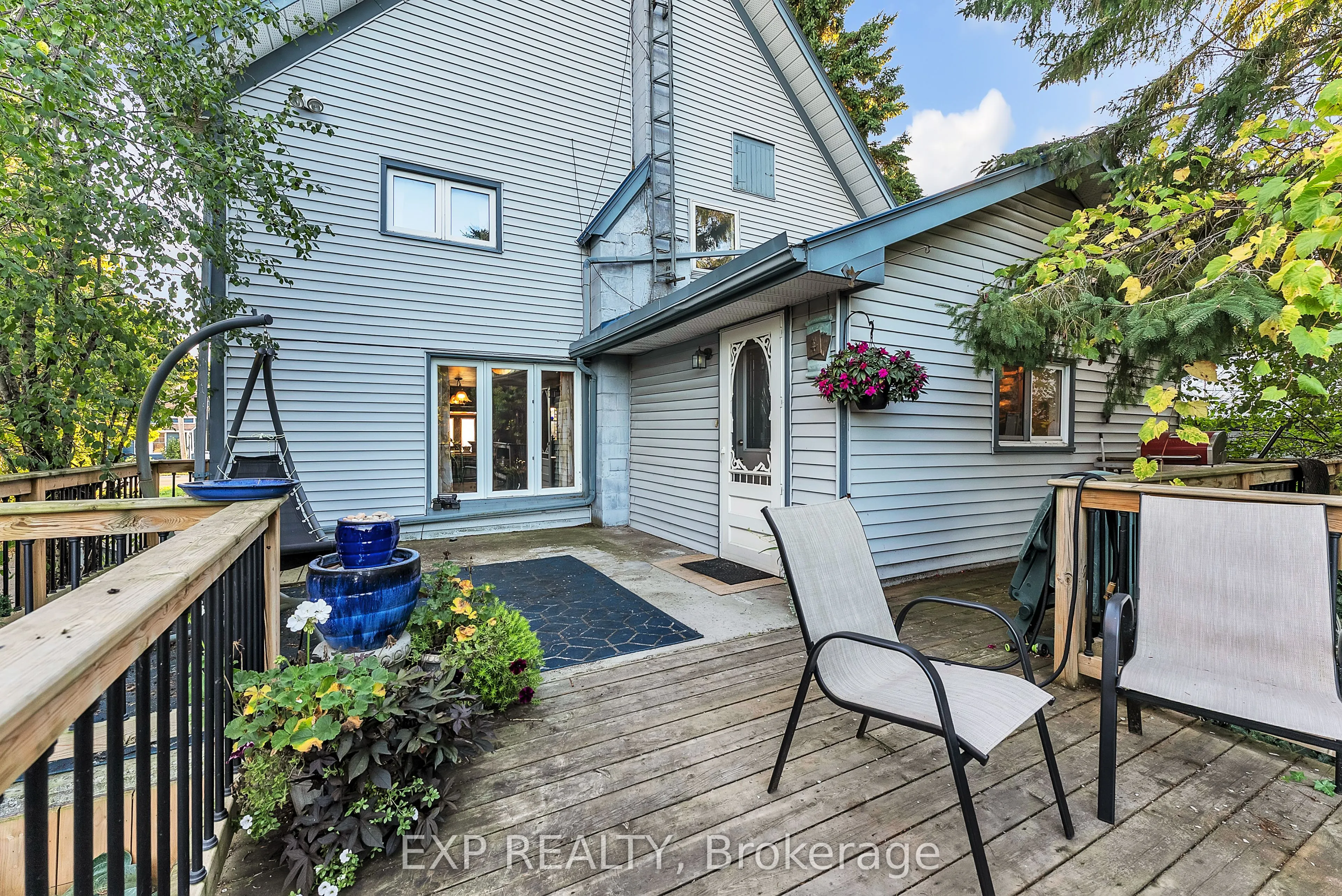 18630 Loyalist Parkway