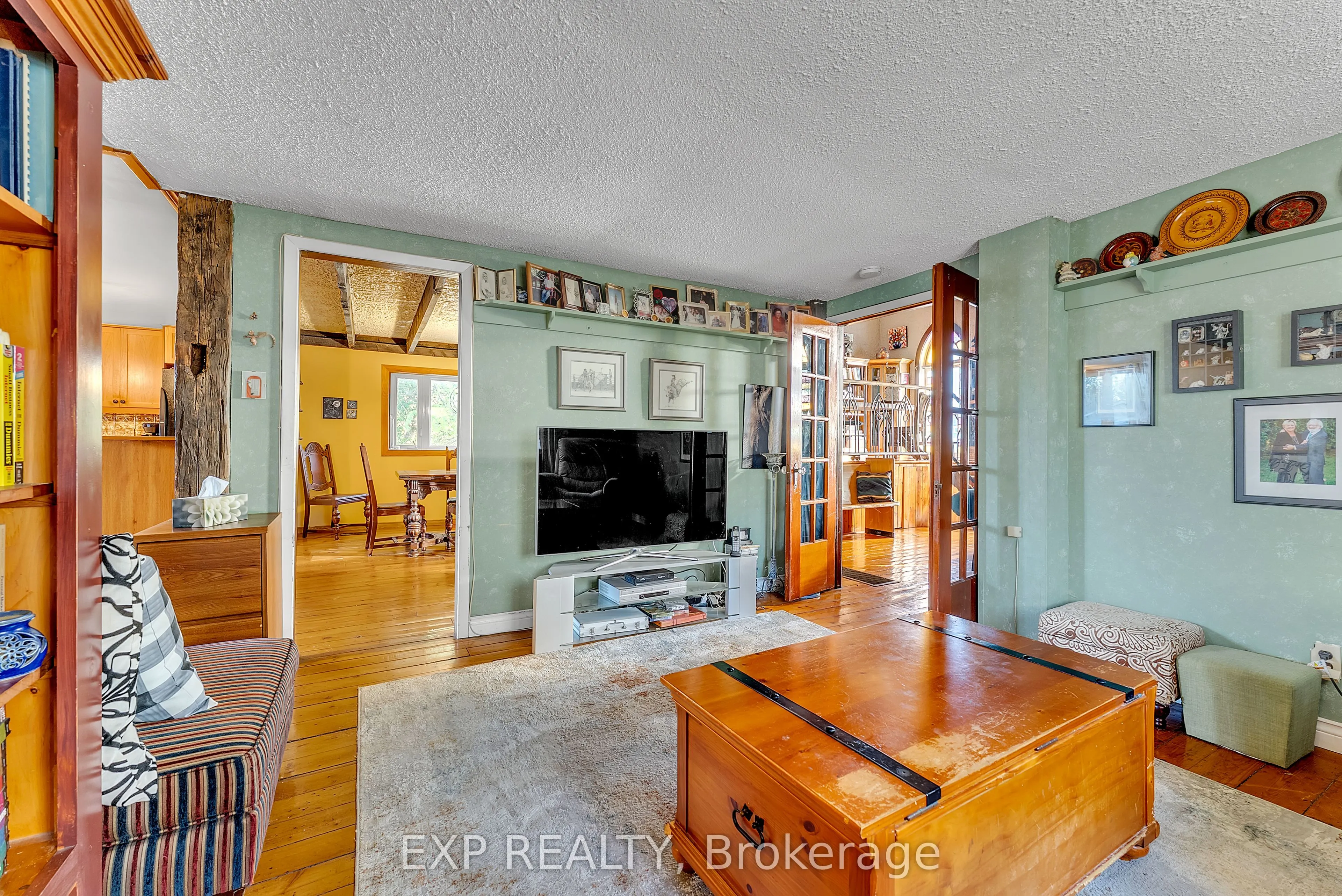 18630 Loyalist Parkway