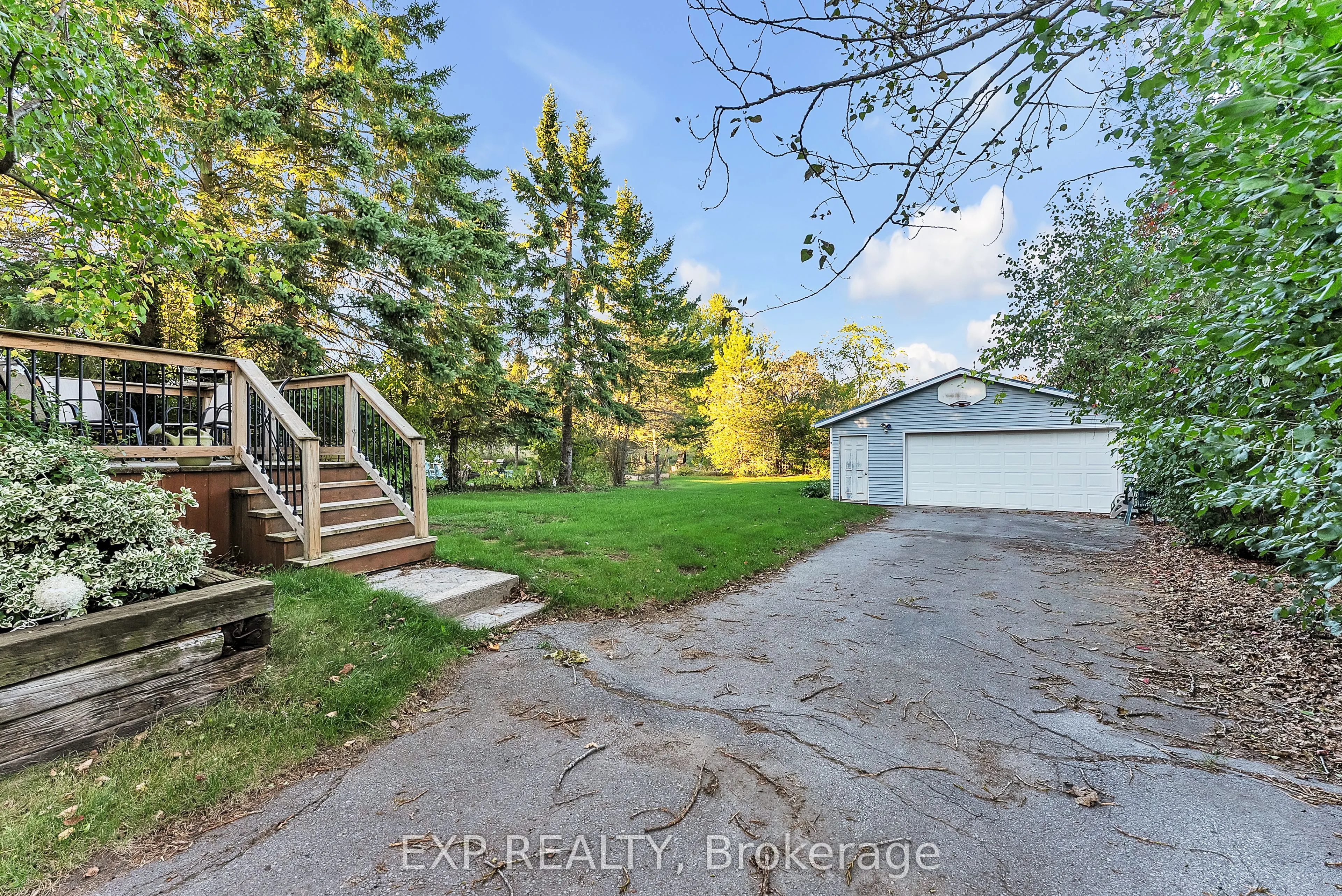 18630 Loyalist Parkway