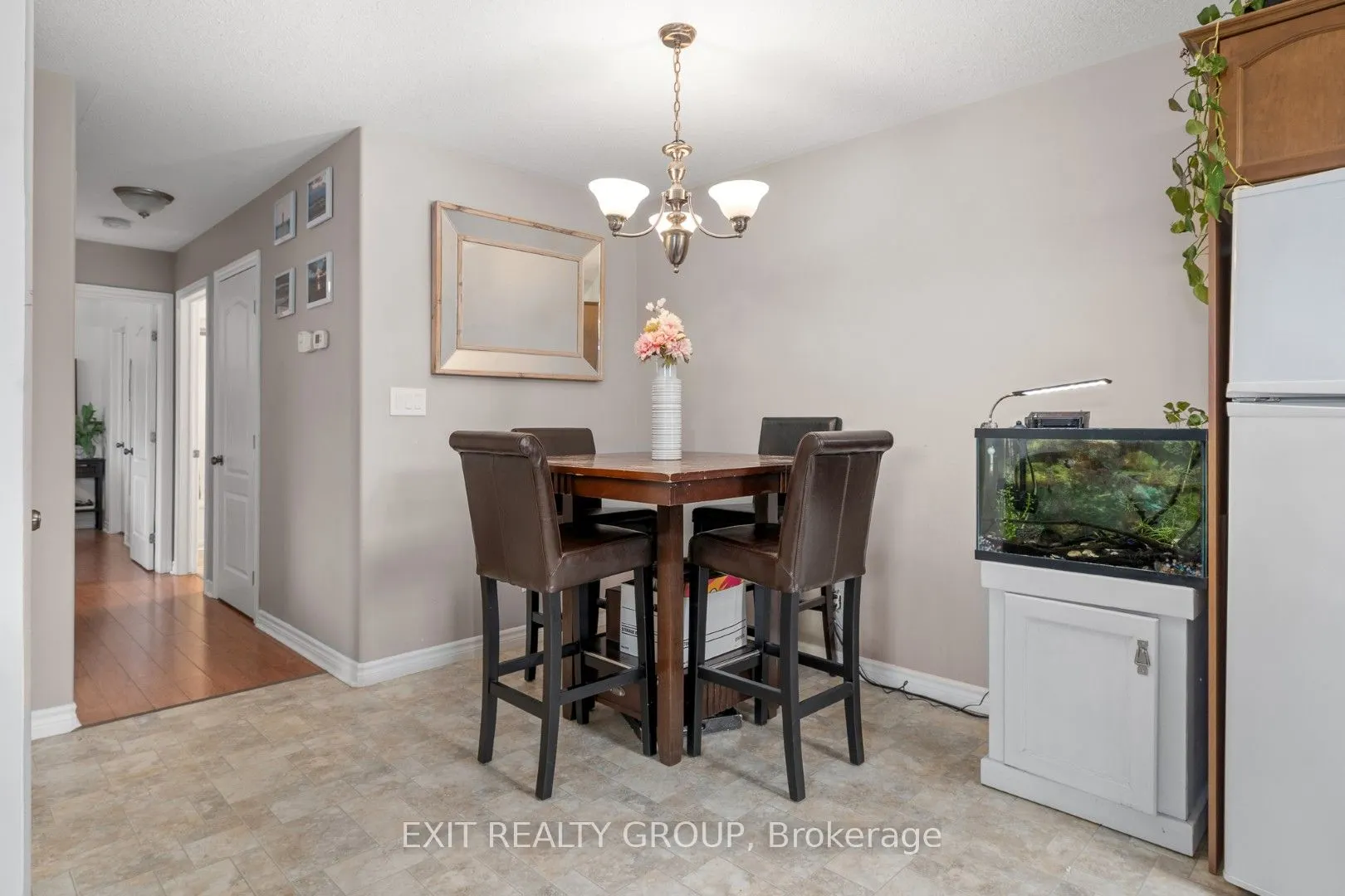 37 Lakebreeze Court, #B3