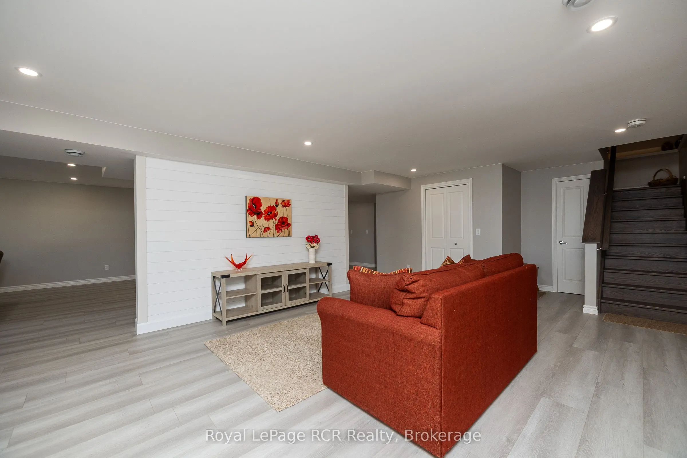 474825 Townsend Lake Road