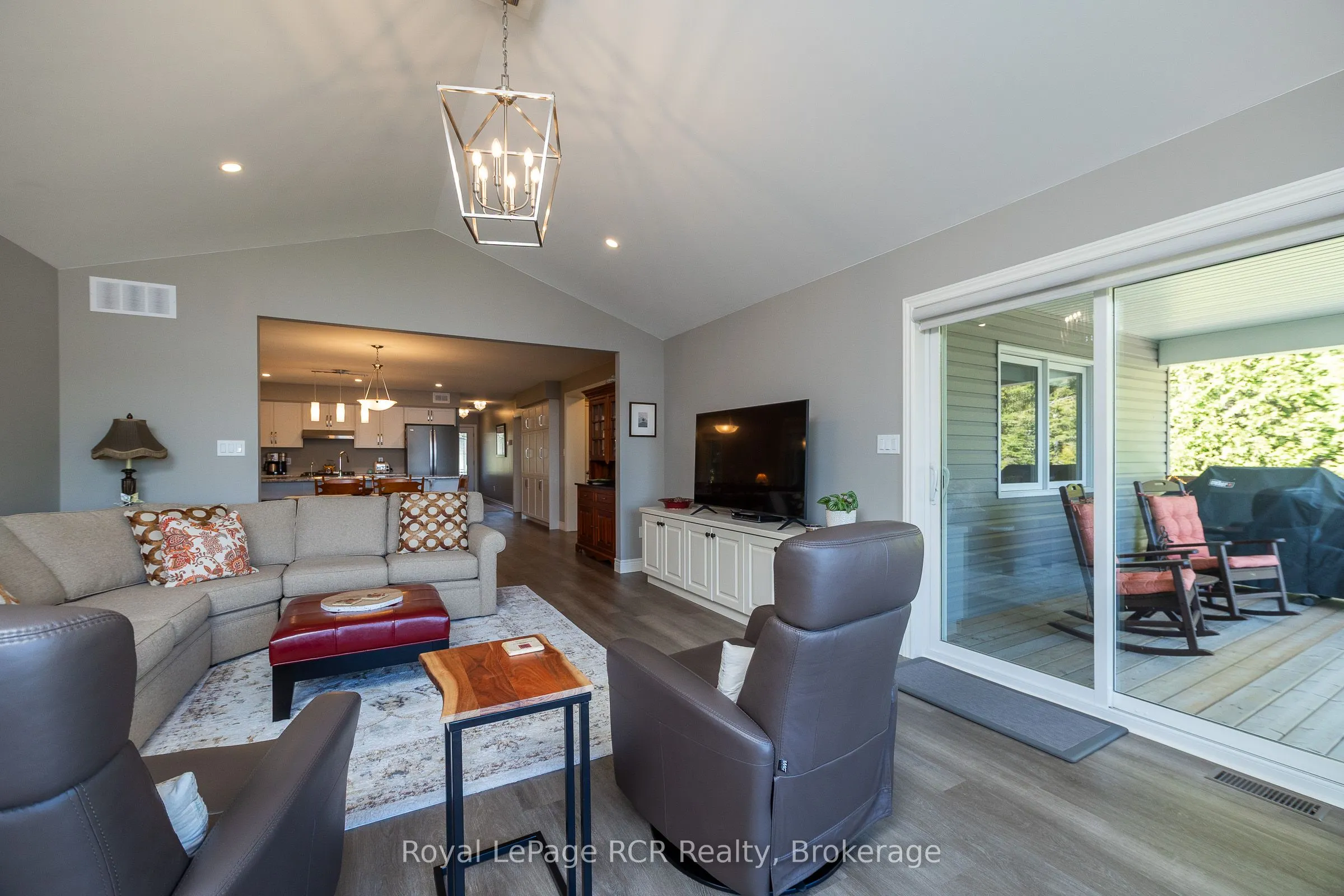 474825 Townsend Lake Road