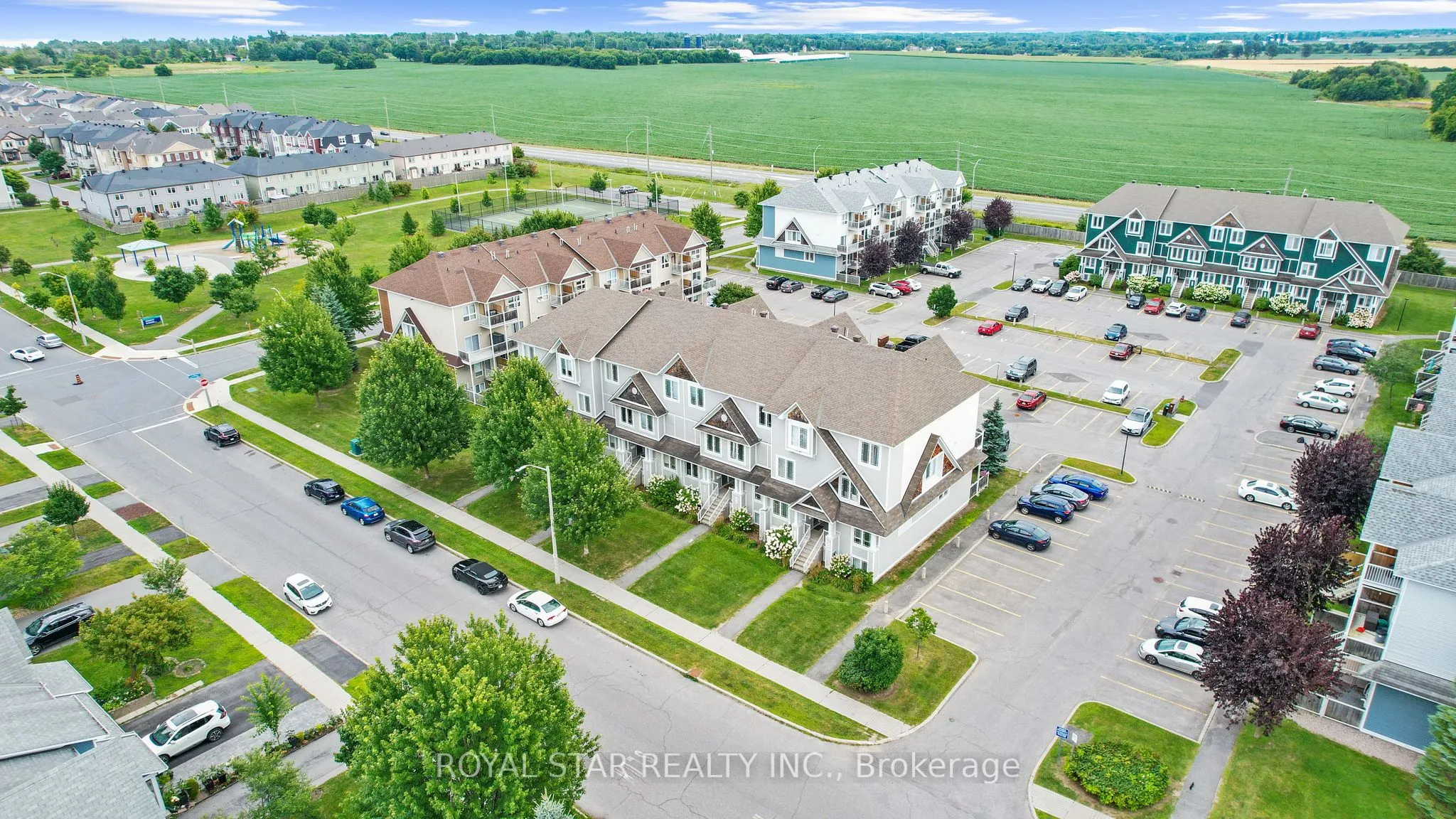 258 Meadowbreeze Drive, #35