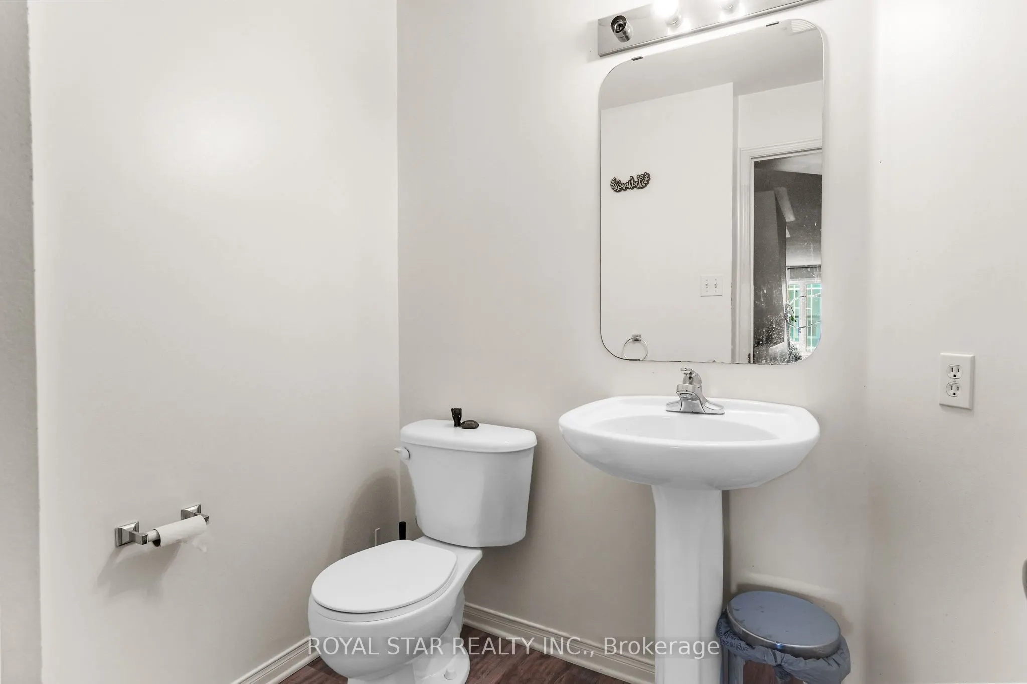 258 Meadowbreeze Drive, #35