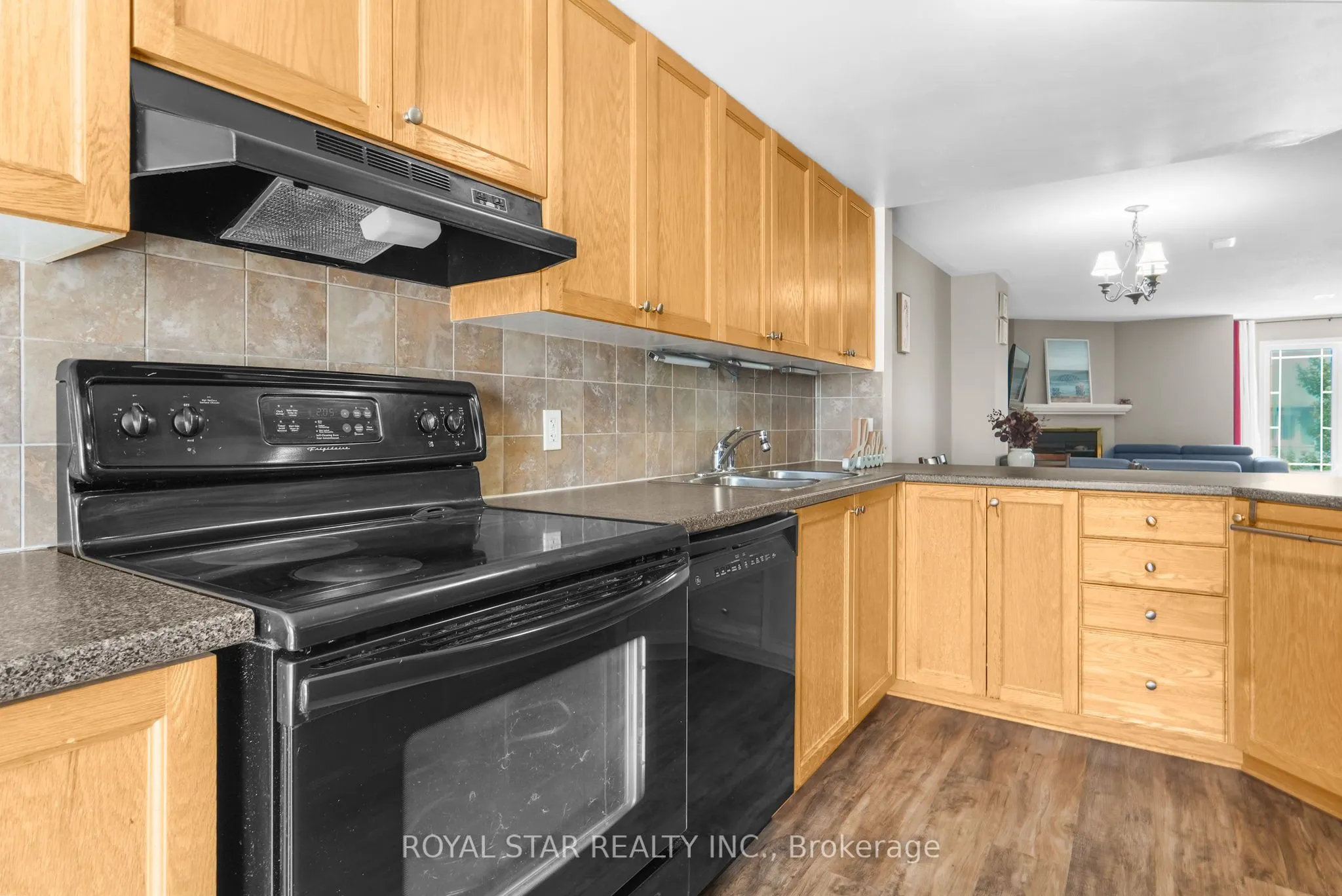 258 Meadowbreeze Drive, #35