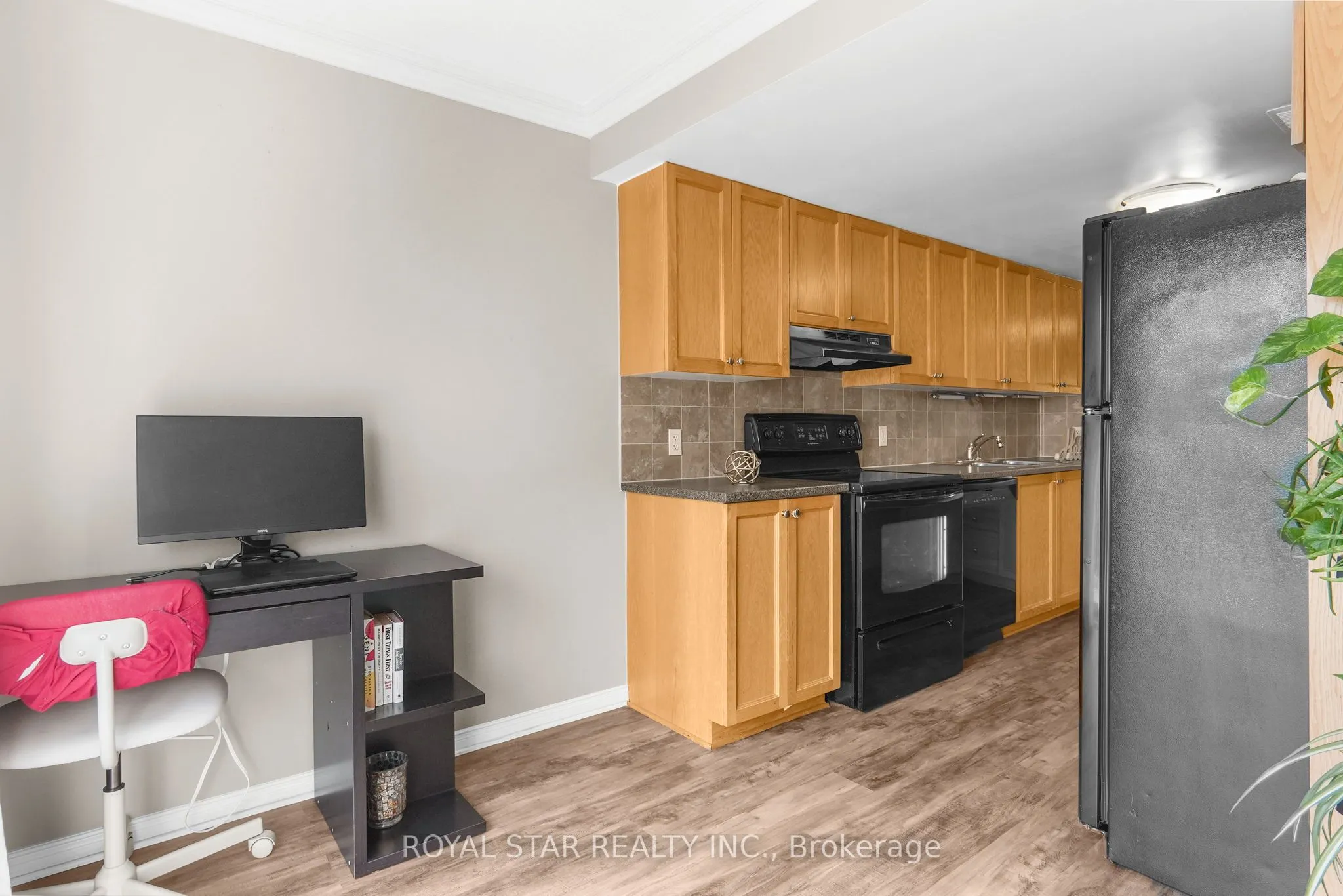 258 Meadowbreeze Drive, #35