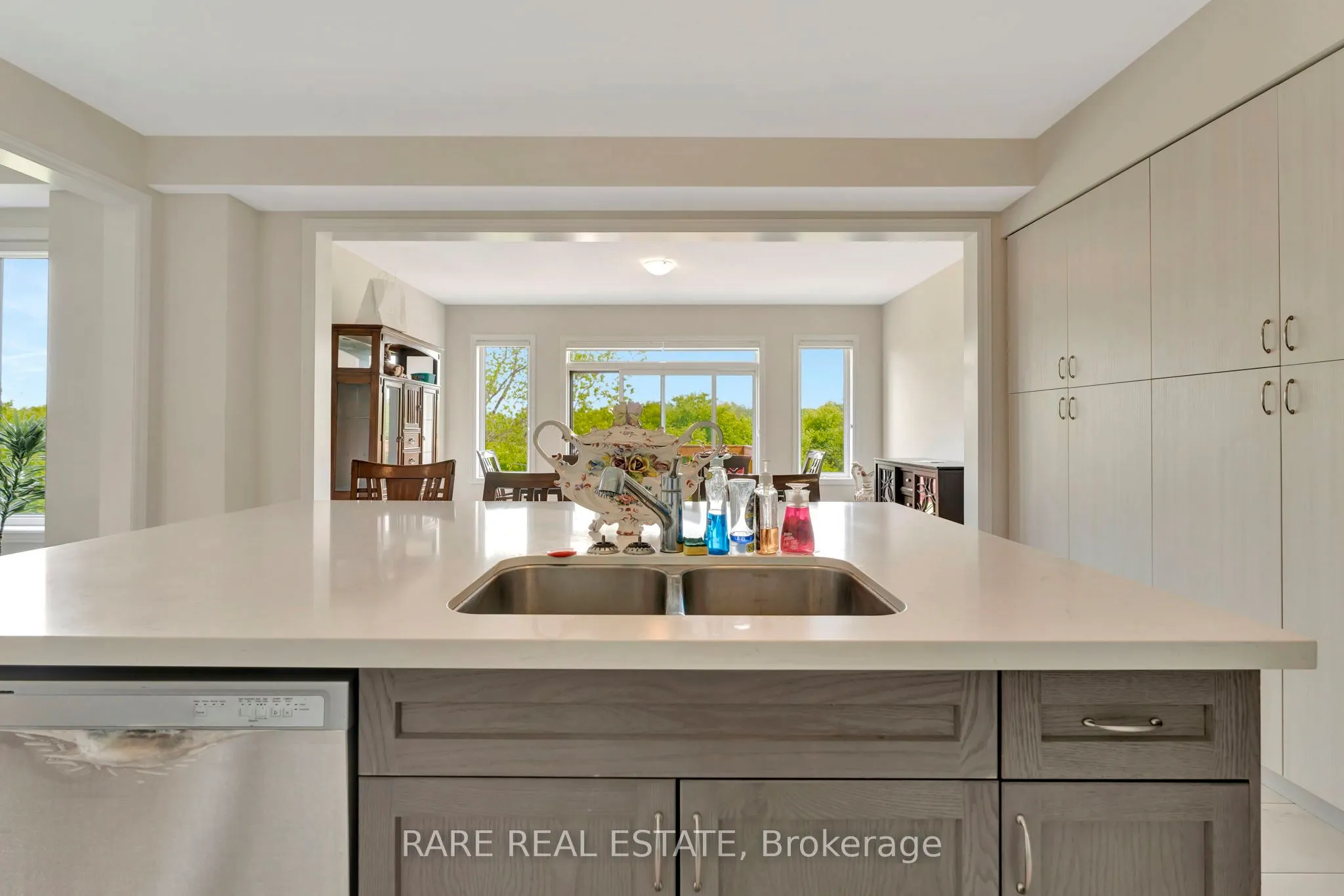 32 Mears Road