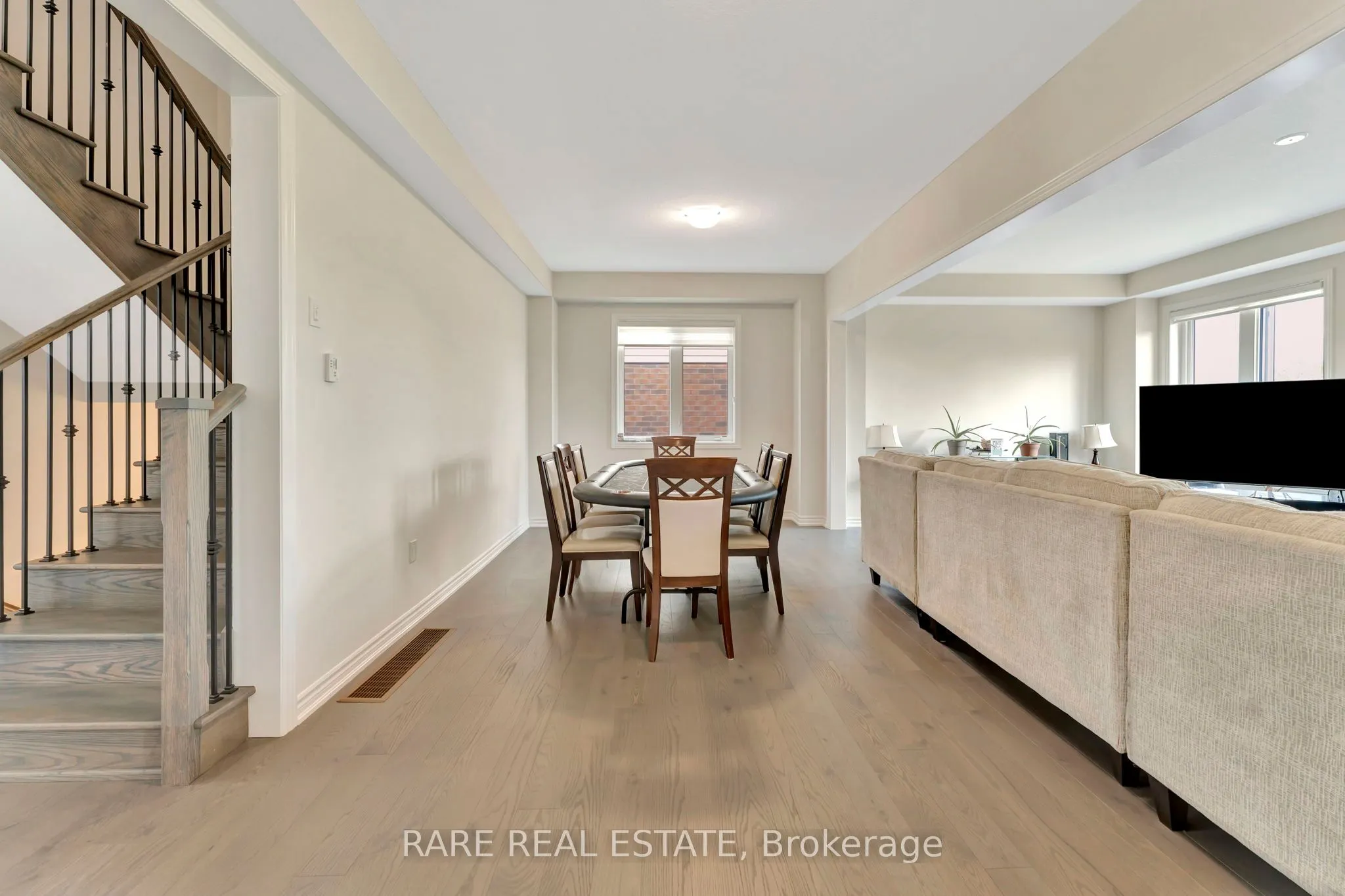 32 Mears Road