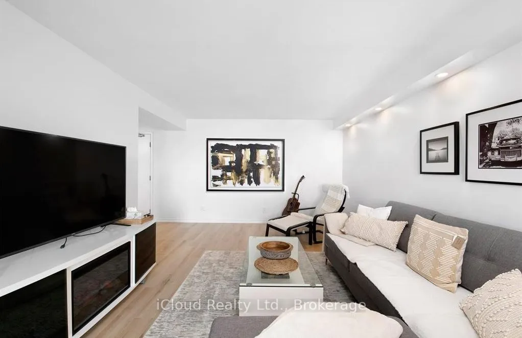 150 Park Street W, #1807