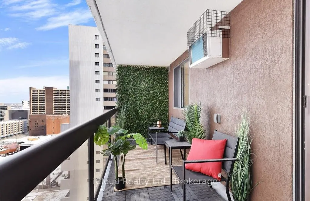 150 Park Street W, #1807