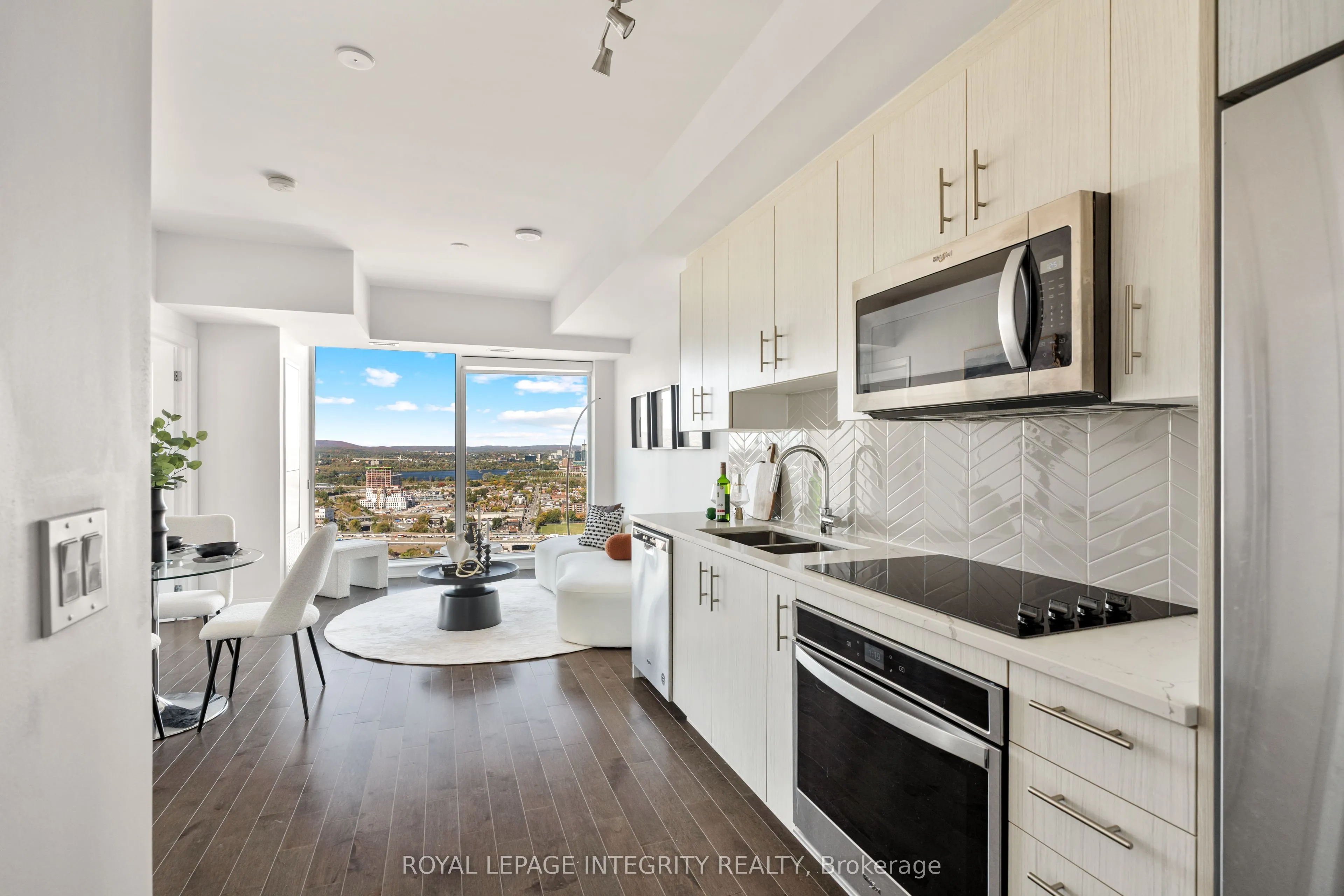 805 Carling Avenue, #2902