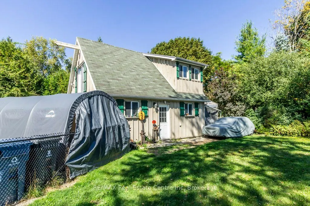 11 Riverview Drive