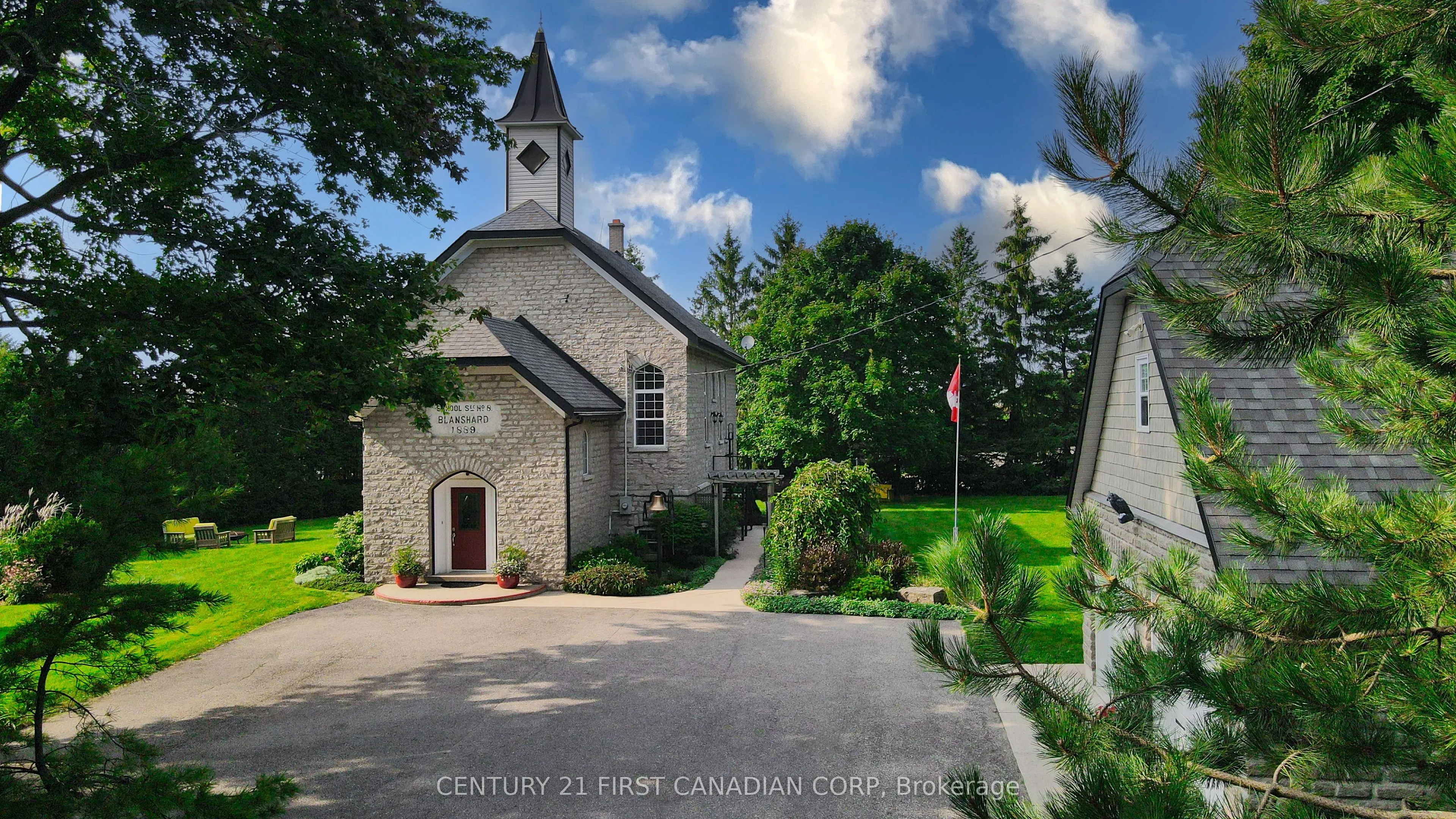 1772 Perth Rd 139 Road