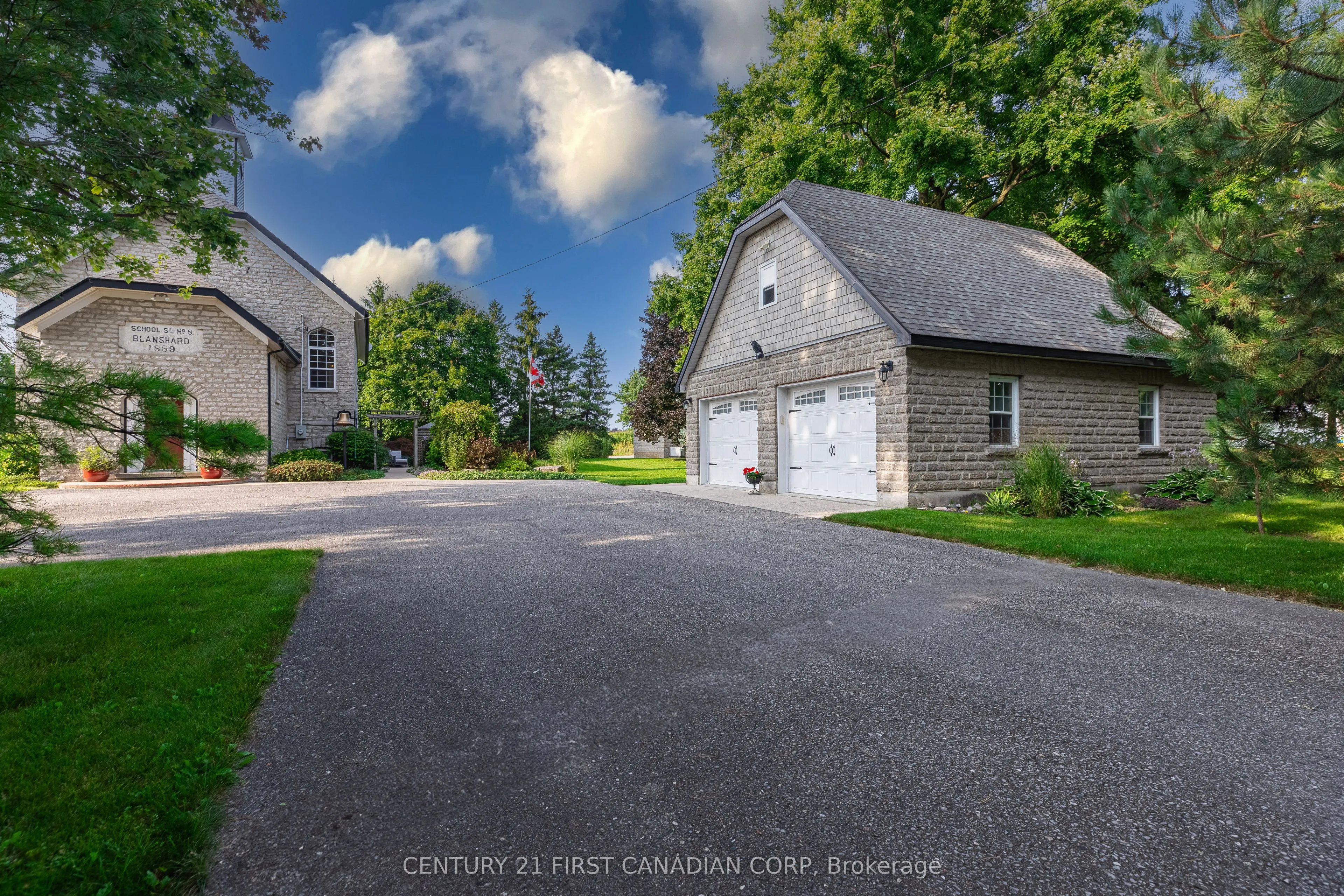 1772 Perth Rd 139 Road