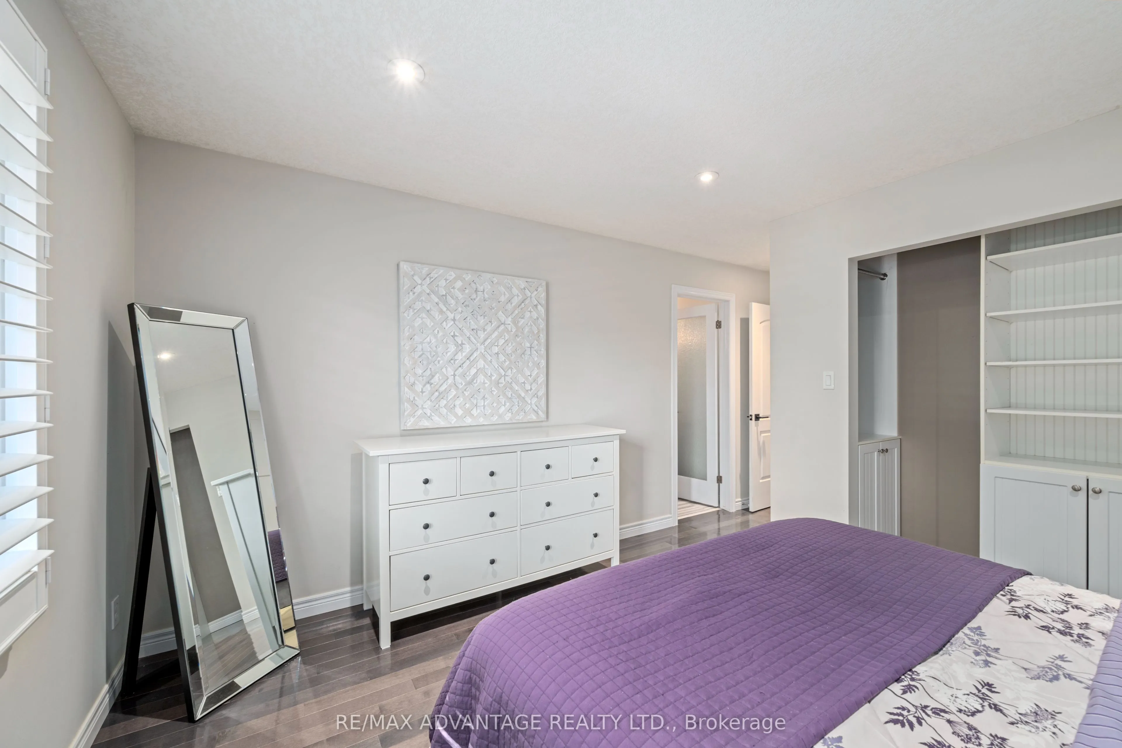 126 Mountainview Crescent