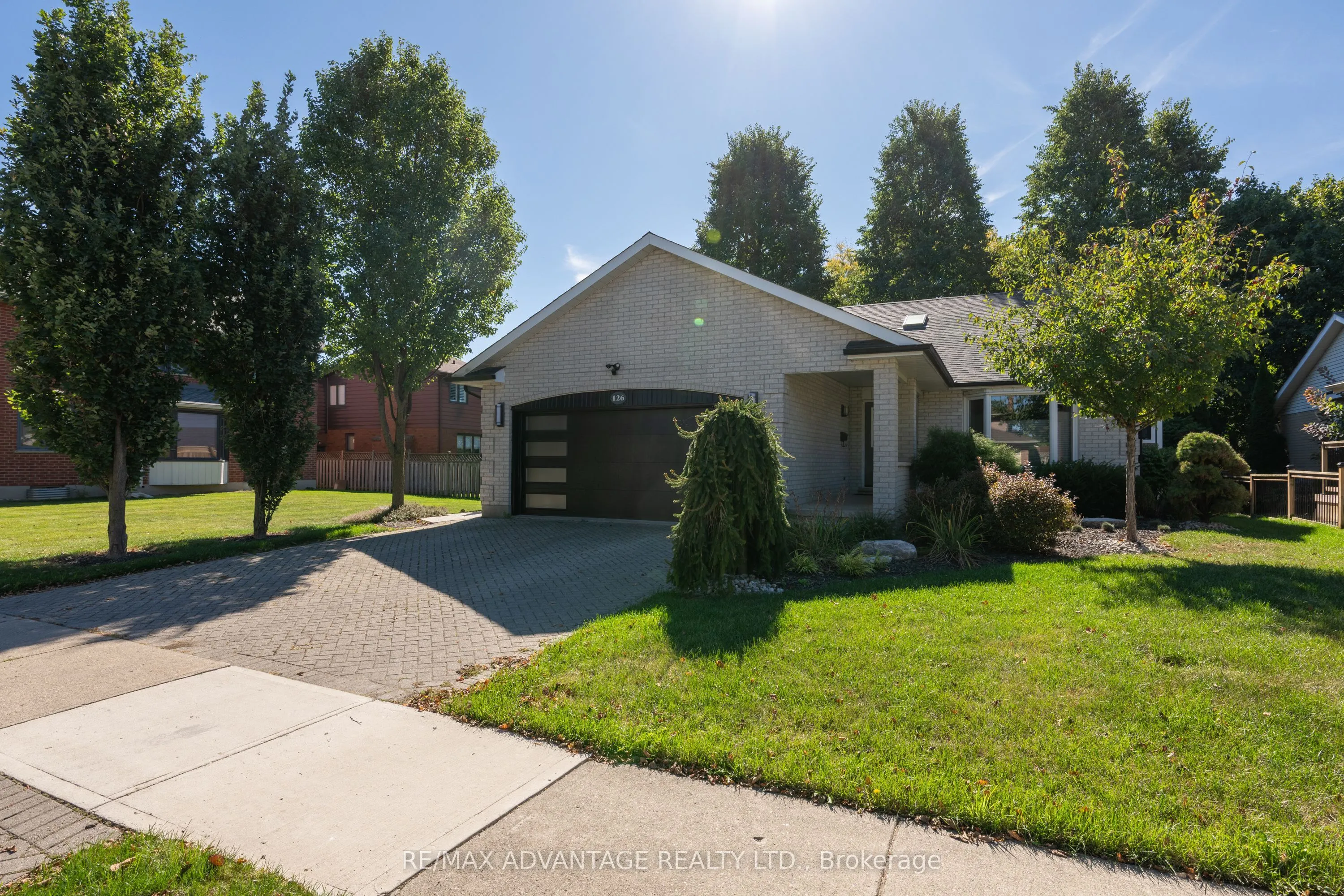 126 Mountainview Crescent