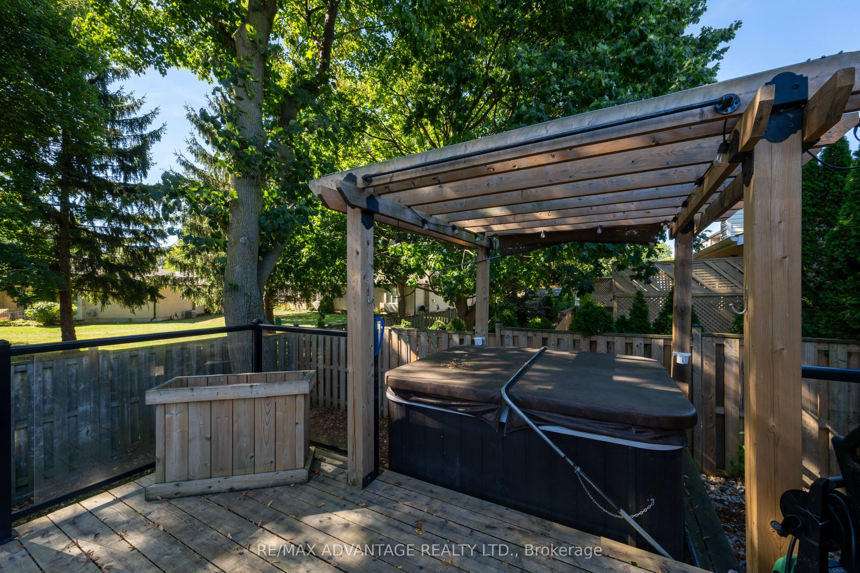 126 Mountainview Crescent