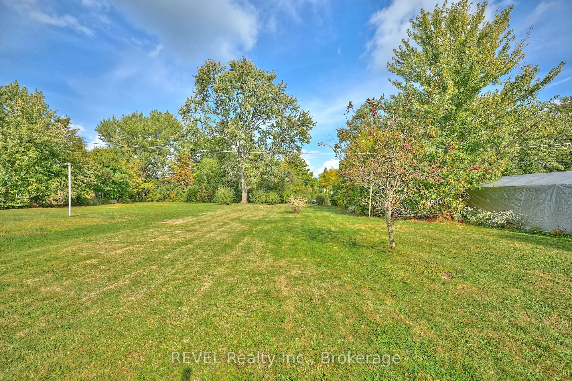8580 Champlain Drive