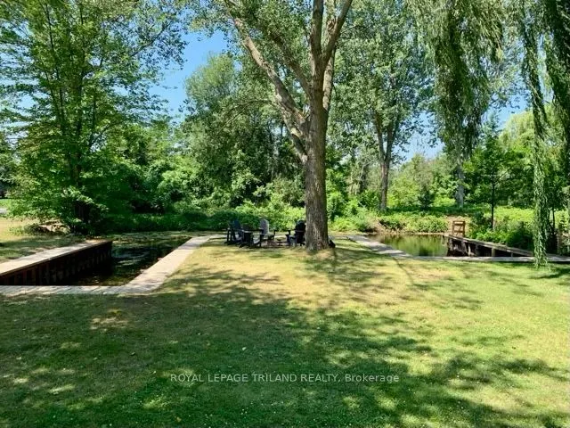 16 Howey Avenue