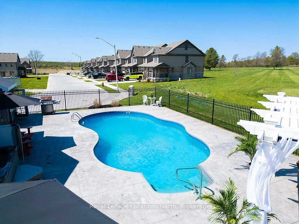 37 GRAYVIEW Drive