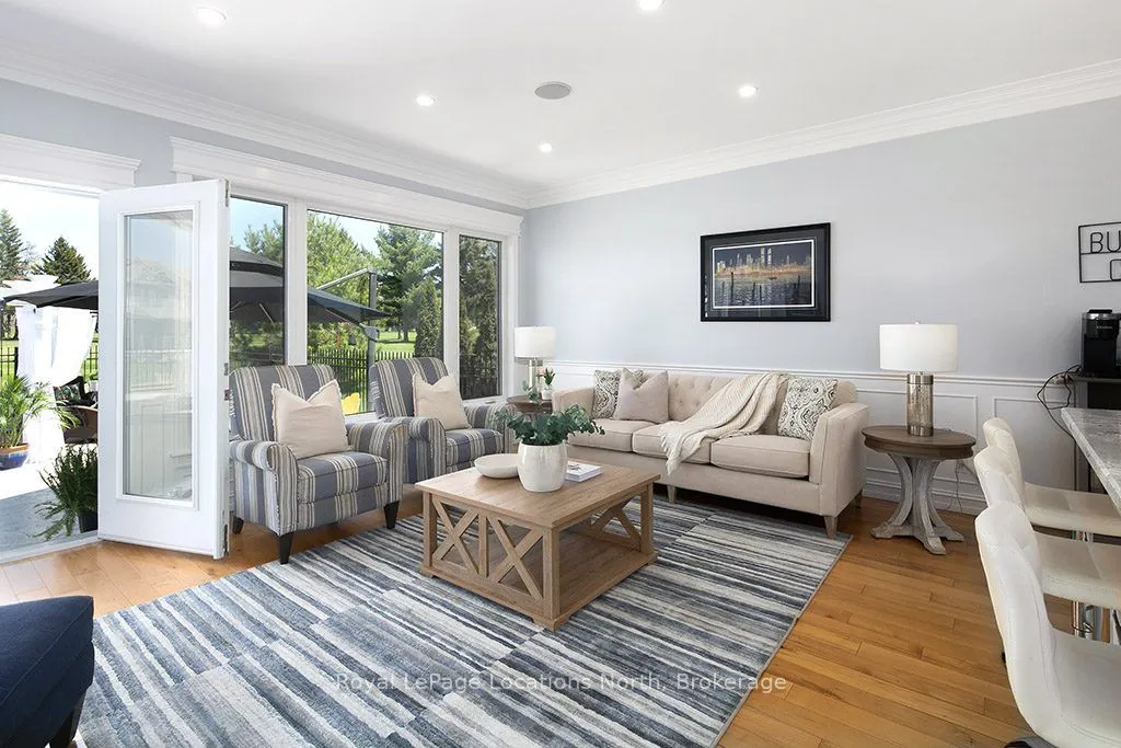 37 GRAYVIEW Drive