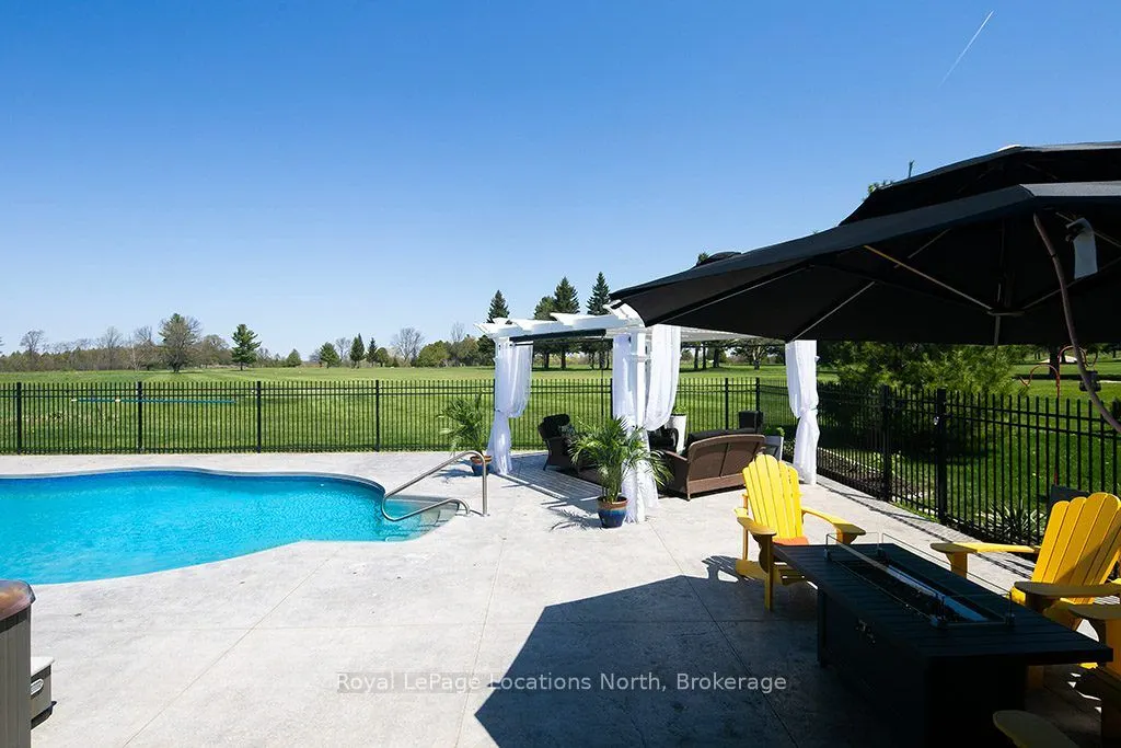 37 GRAYVIEW Drive