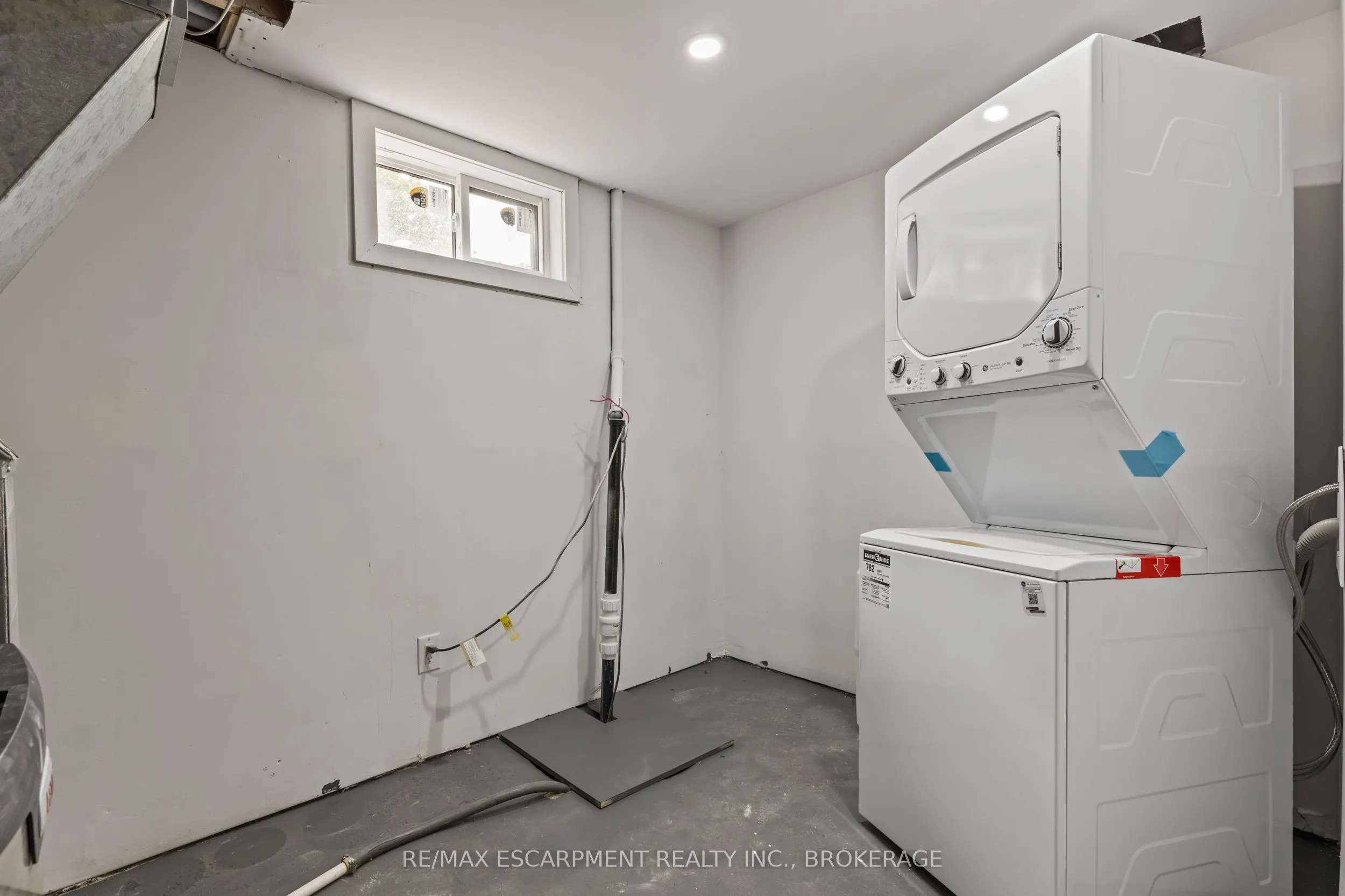 3139 Secord Place